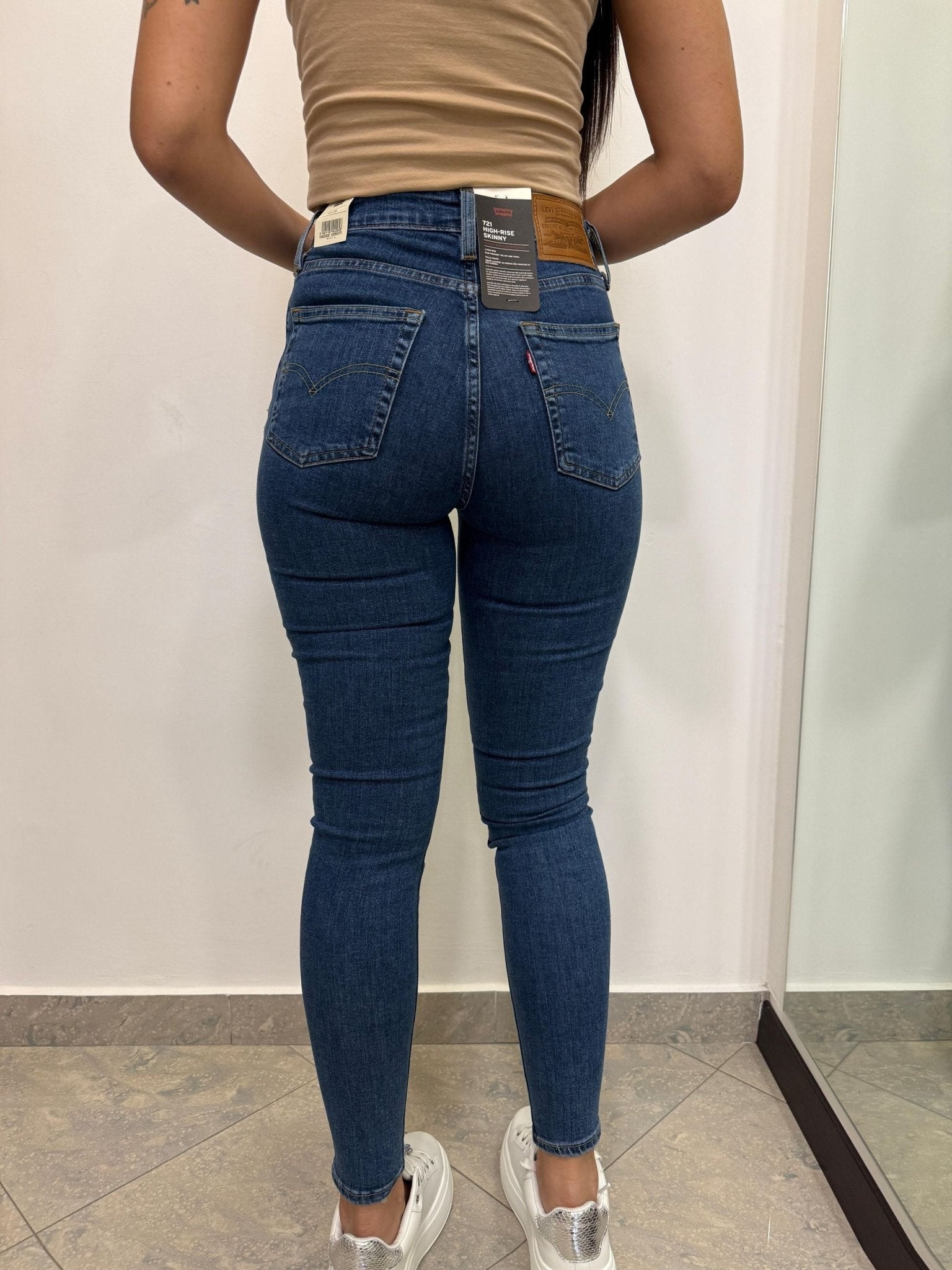 18882 - 0928 - JEANS - LEVIS - World Fashion