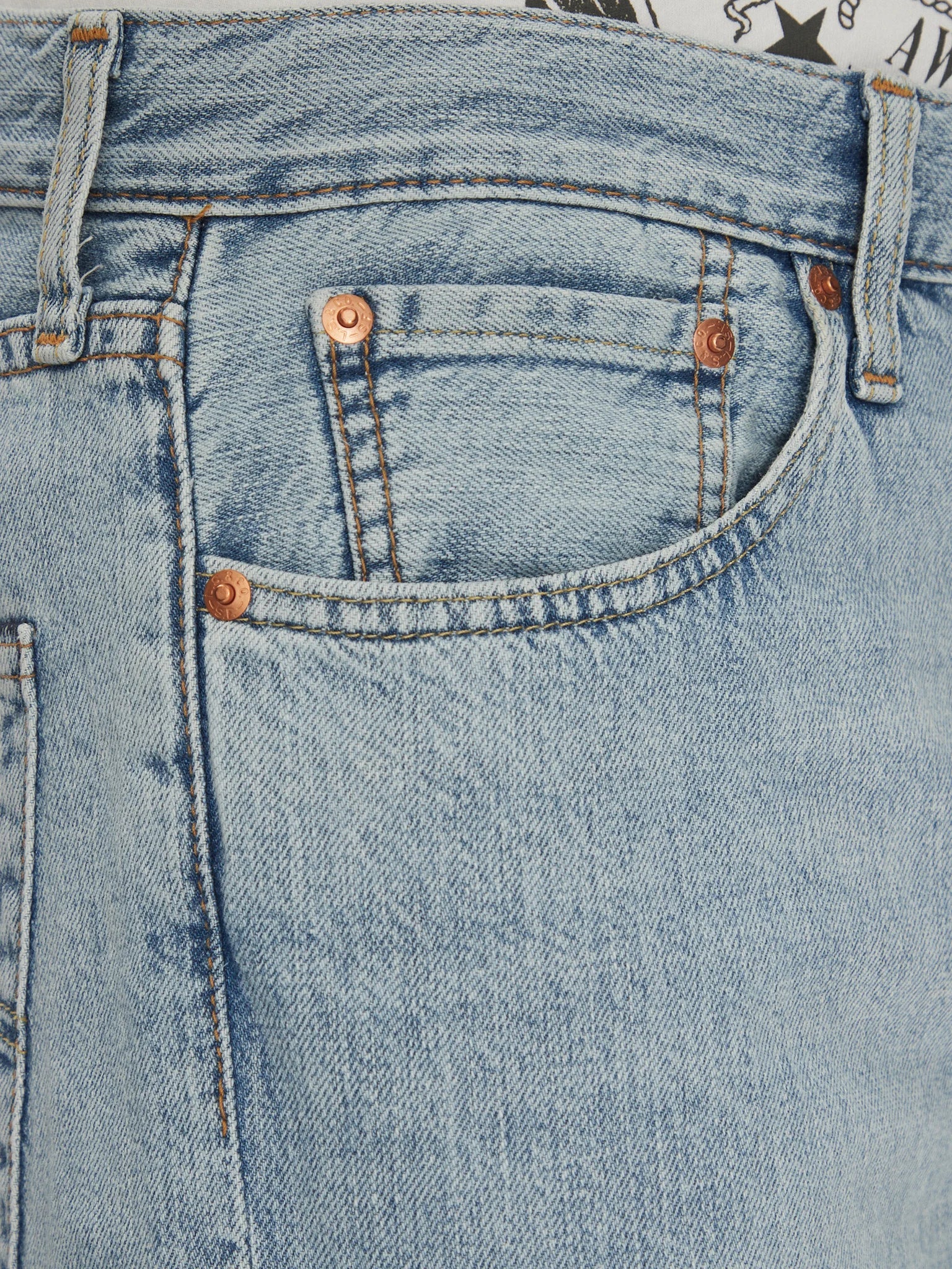 29037 - 0070 - JEANS - LEVIS - World Fashion