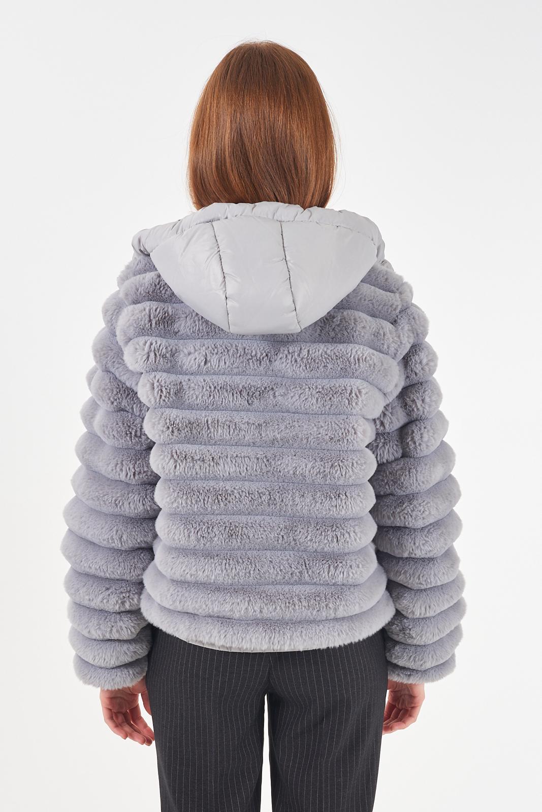 J012K200 - CAPISPALLA - Yes Zee - World Fashion