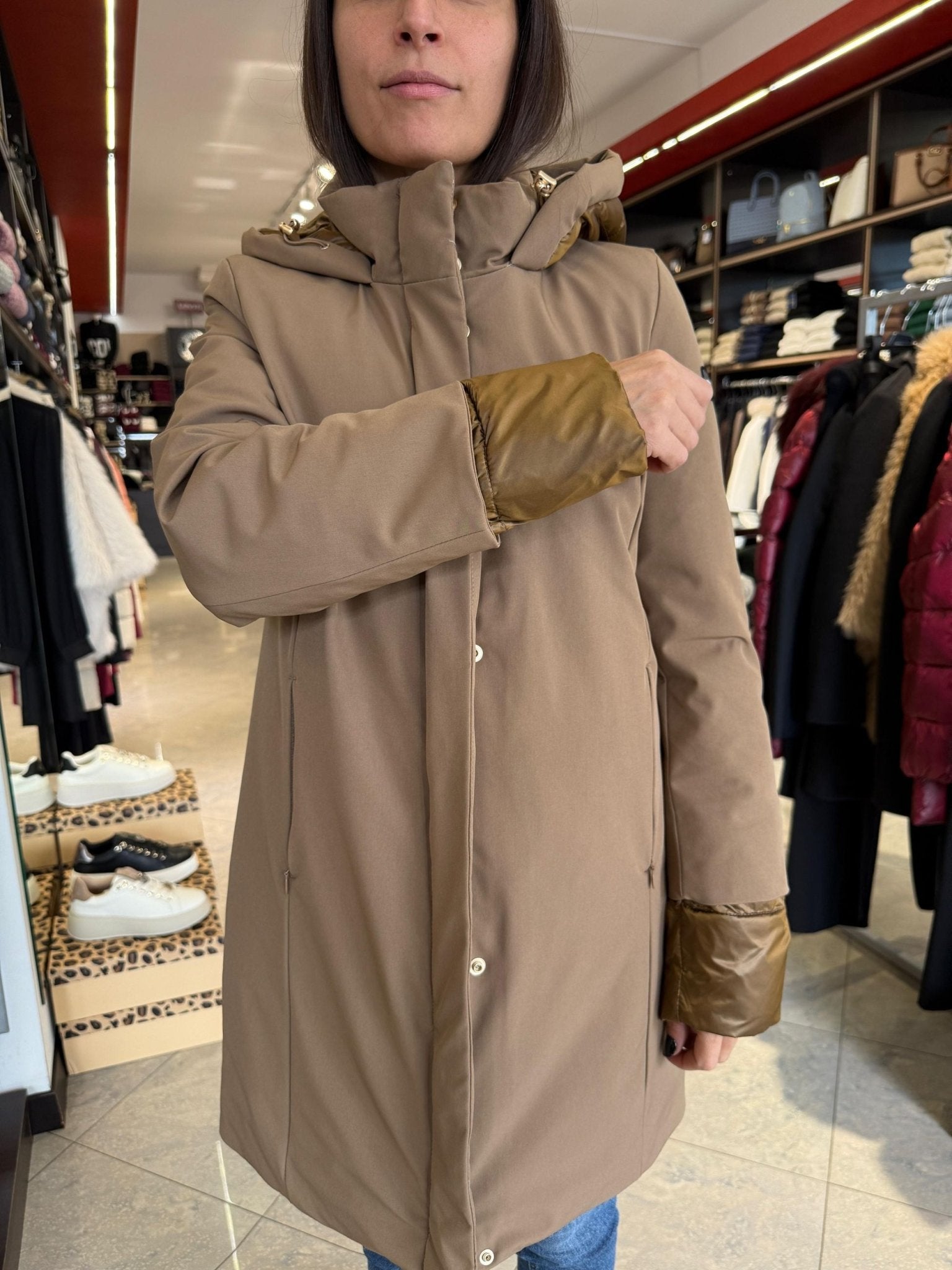 O052NU00 - CAPOSPALLA - Yes Zee - World Fashion