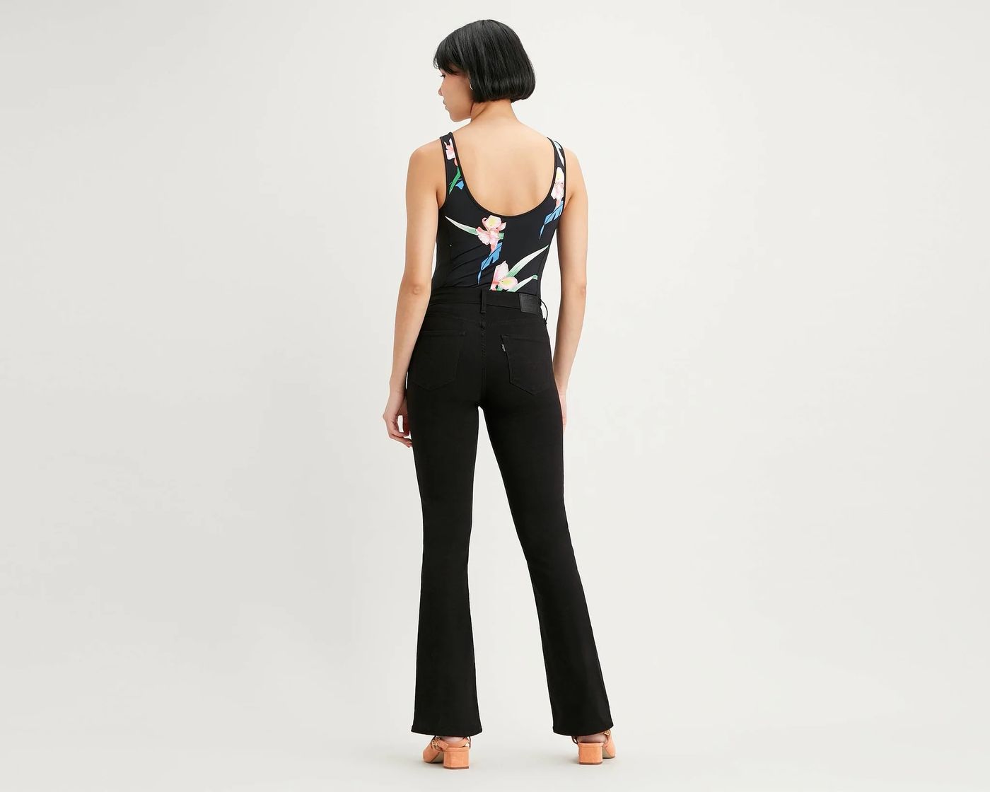 18759 - 0032 - JEANS - LEVIS - World Fashion