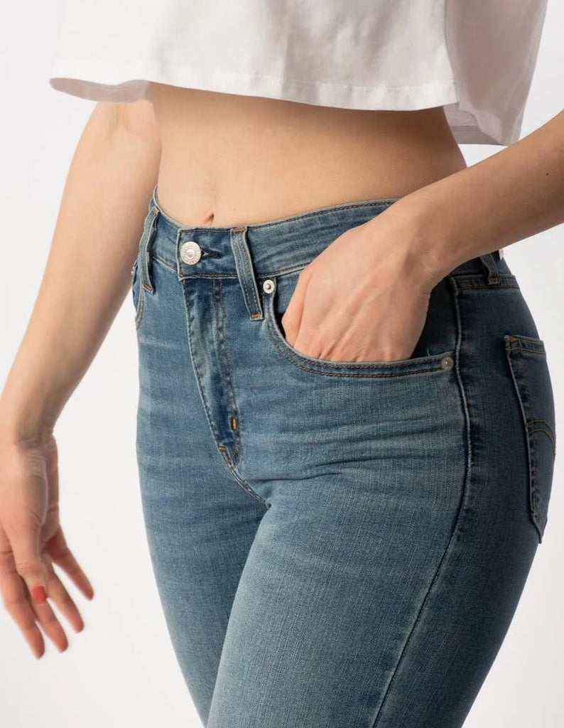 18882 - 0697 - JEANS - LEVIS - World Fashion