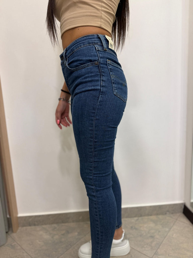 18882 - 0928 - JEANS - LEVIS - World Fashion