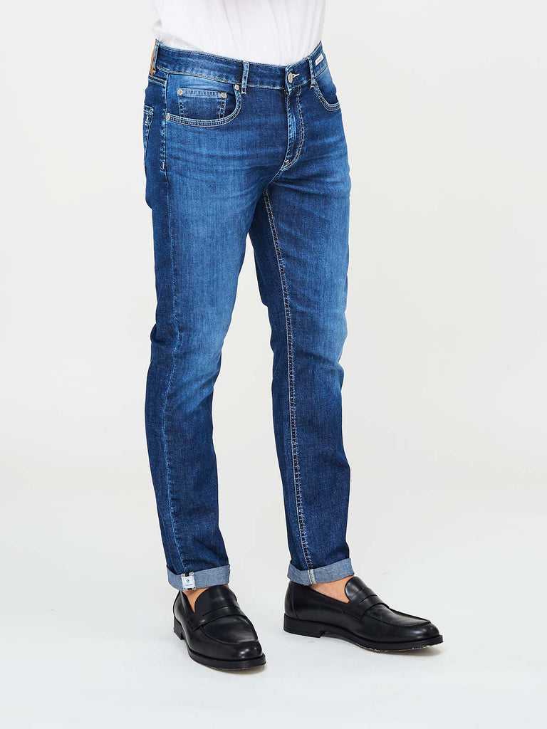 46UNM0070035B4 - JEANS - UNIFORM - World Fashion
