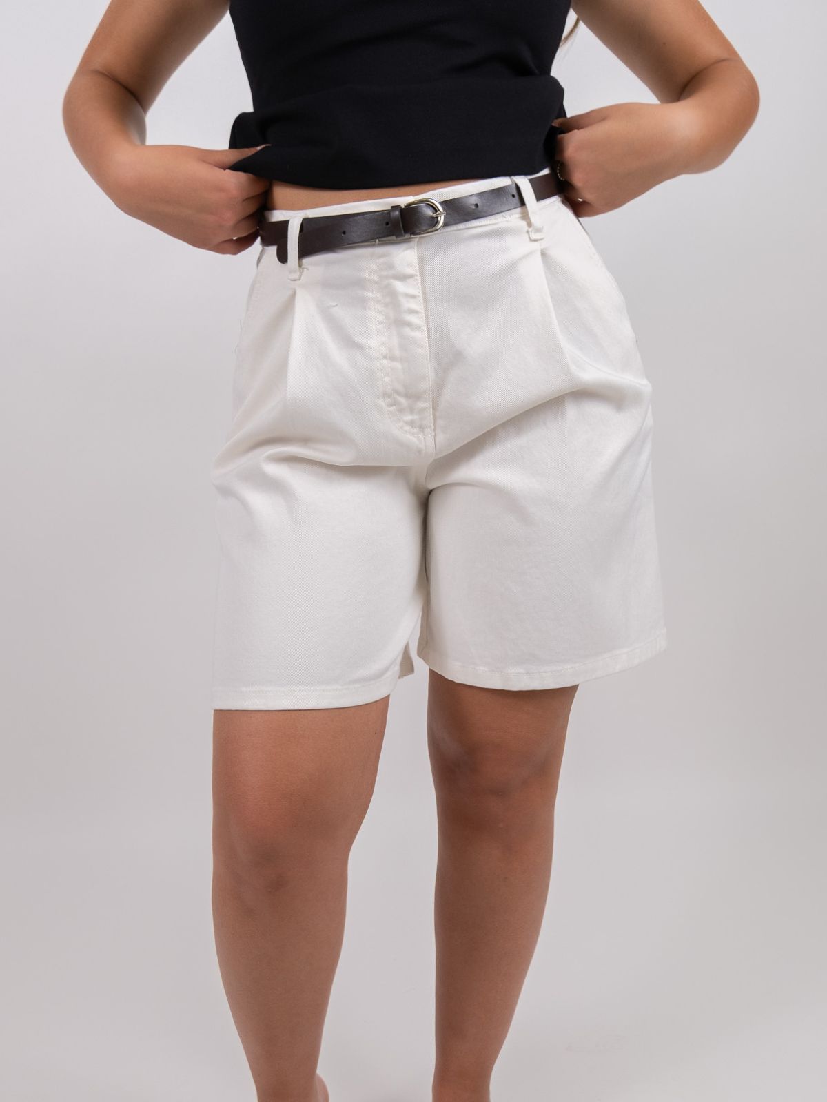 Please - Bermuda in denim leggero con pinces - Donna