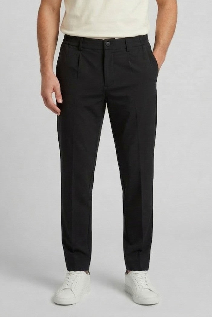 Markup - Pantalaccio con pences in tessuto stretch no stiro - Uomo