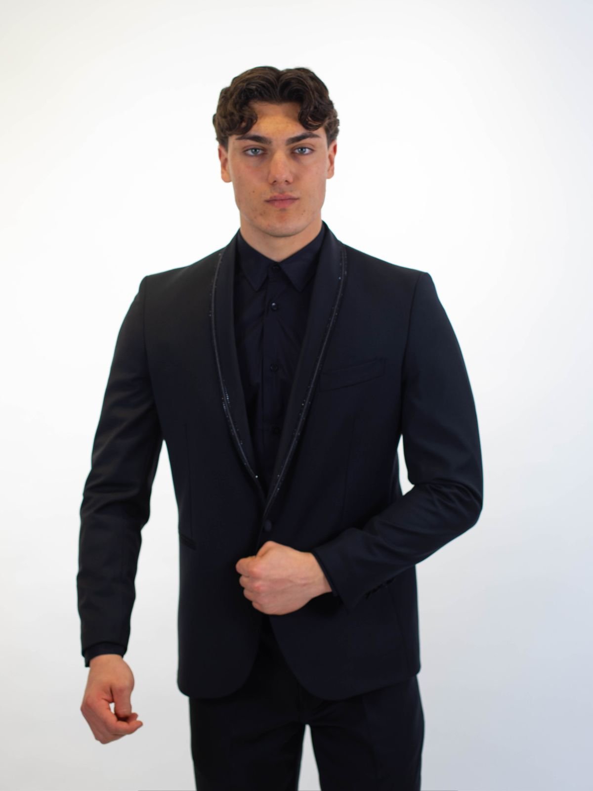 Abito elegante slim fit con rever satinato Uomo - Bharnaba - World Fashion