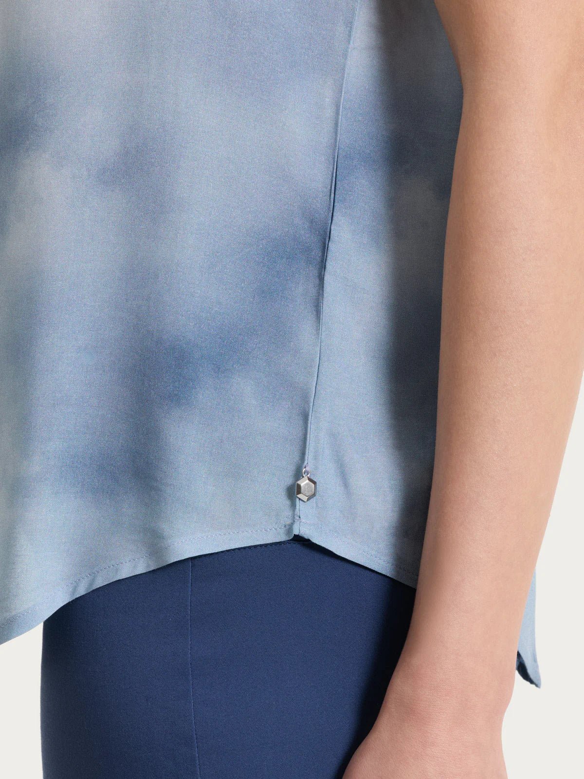 Blusa con manica corta e fantasia in EcoSeta Donna - Ragno - World Fashion