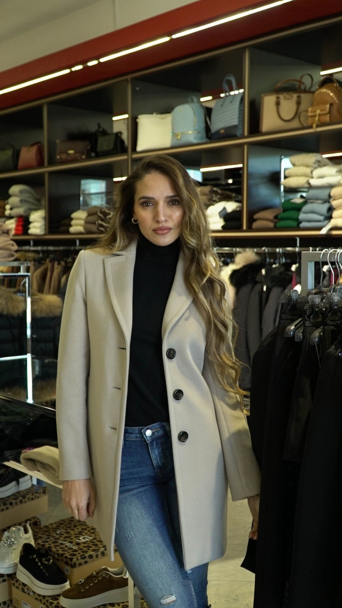 Cappotto lineare con chiusura a bottoni - Please - K493SLENA - World Fashion