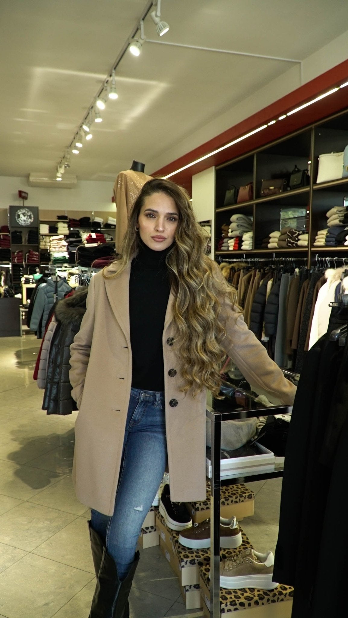 Cappotto lineare con chiusura a bottoni - Please - K493SLENA - World Fashion