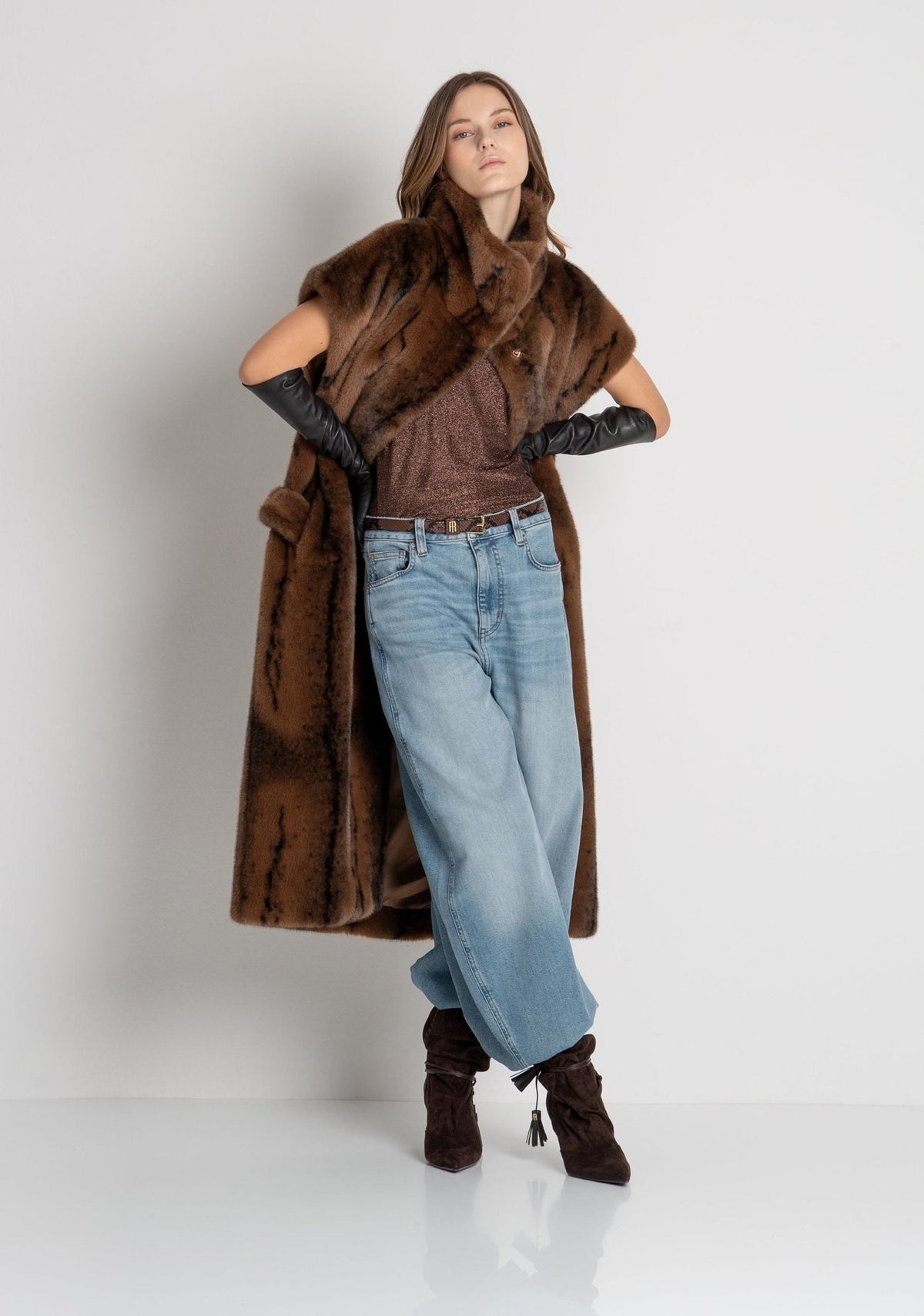 Fracomina - Gilet lungo in ecopelliccia con cintura - Donna - World Fashion