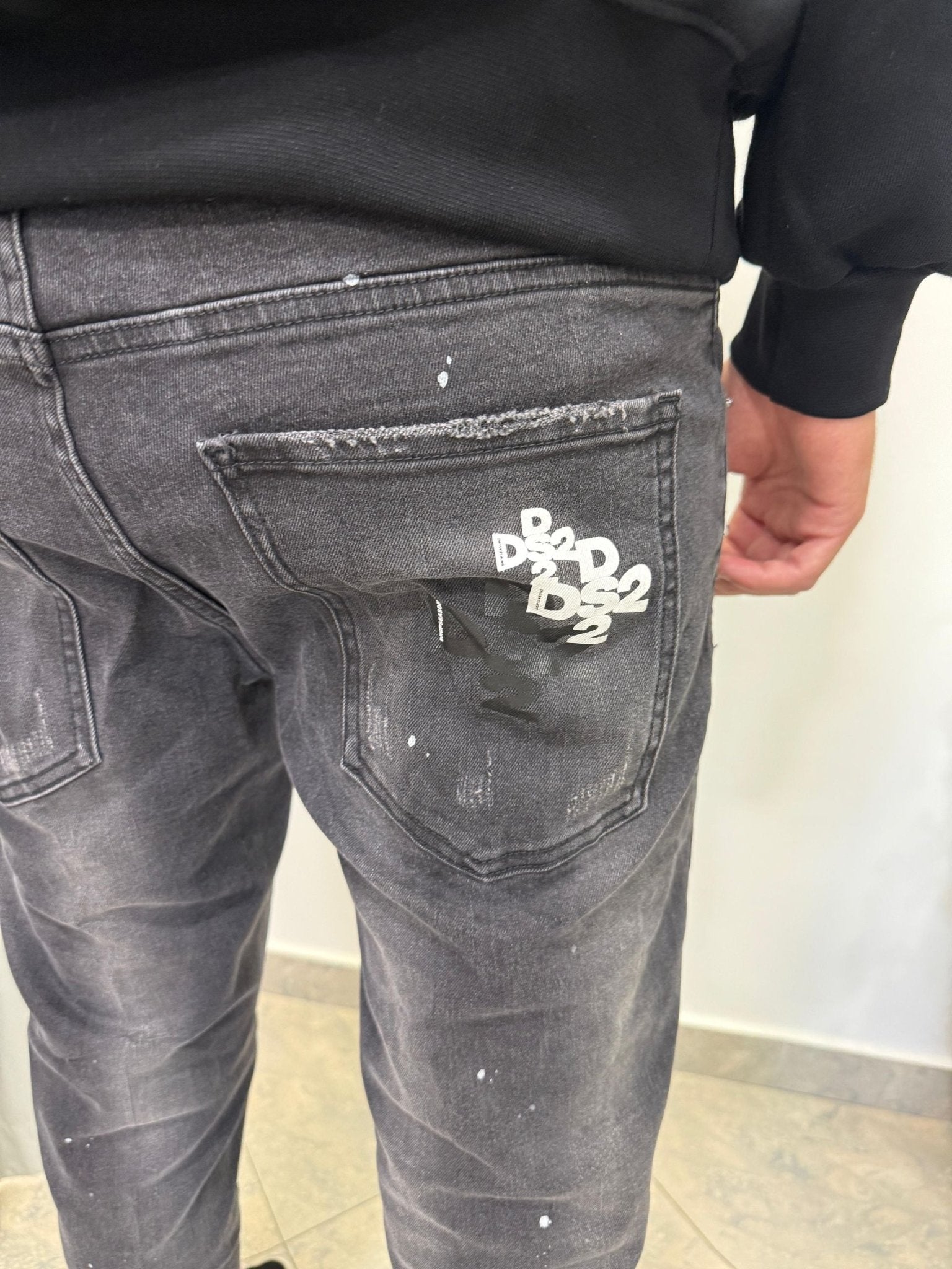 FW252106 - JEANS - DS2 - World Fashion