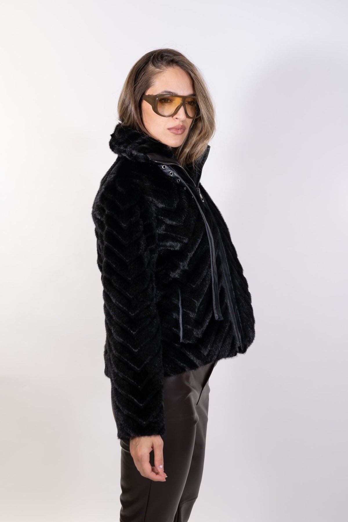 Gaudì - Giacca in ecopelliccia nera - Donna - World Fashion