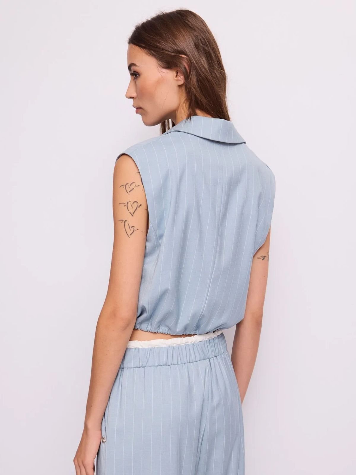 Gaudì - Gilet con bottoni dorati - Donna - World Fashion