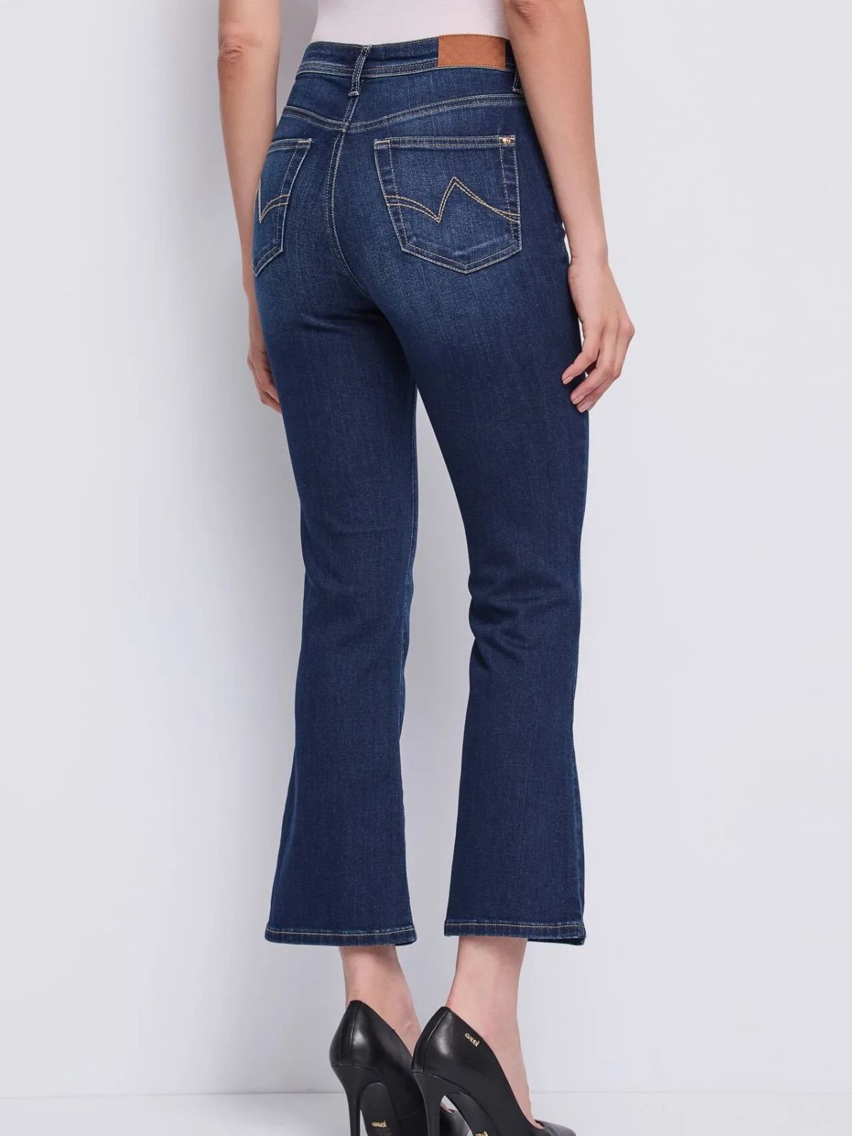 Gaudì - Jeans flare cropped effetto used - Donna - World Fashion