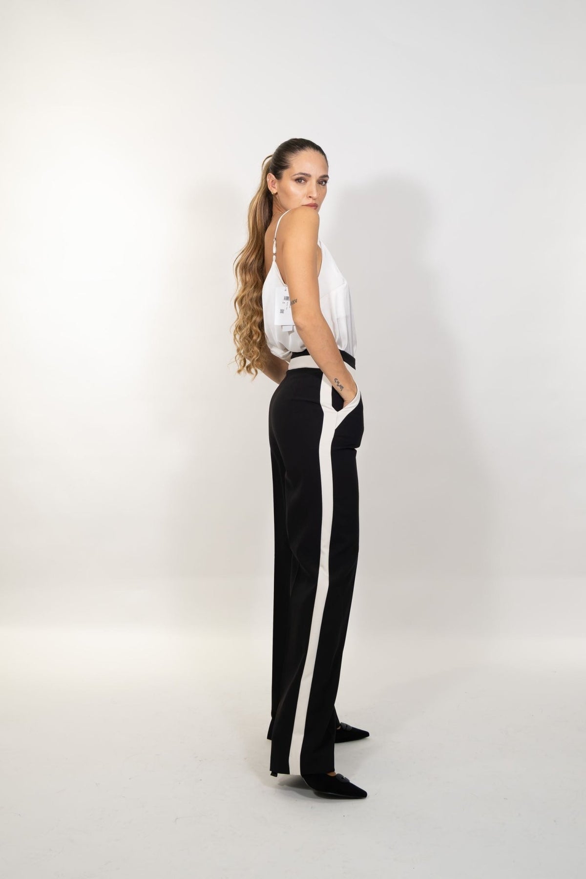 Gaudì - Pantaloni bicolor in tessuto tecnico - Donna - World Fashion