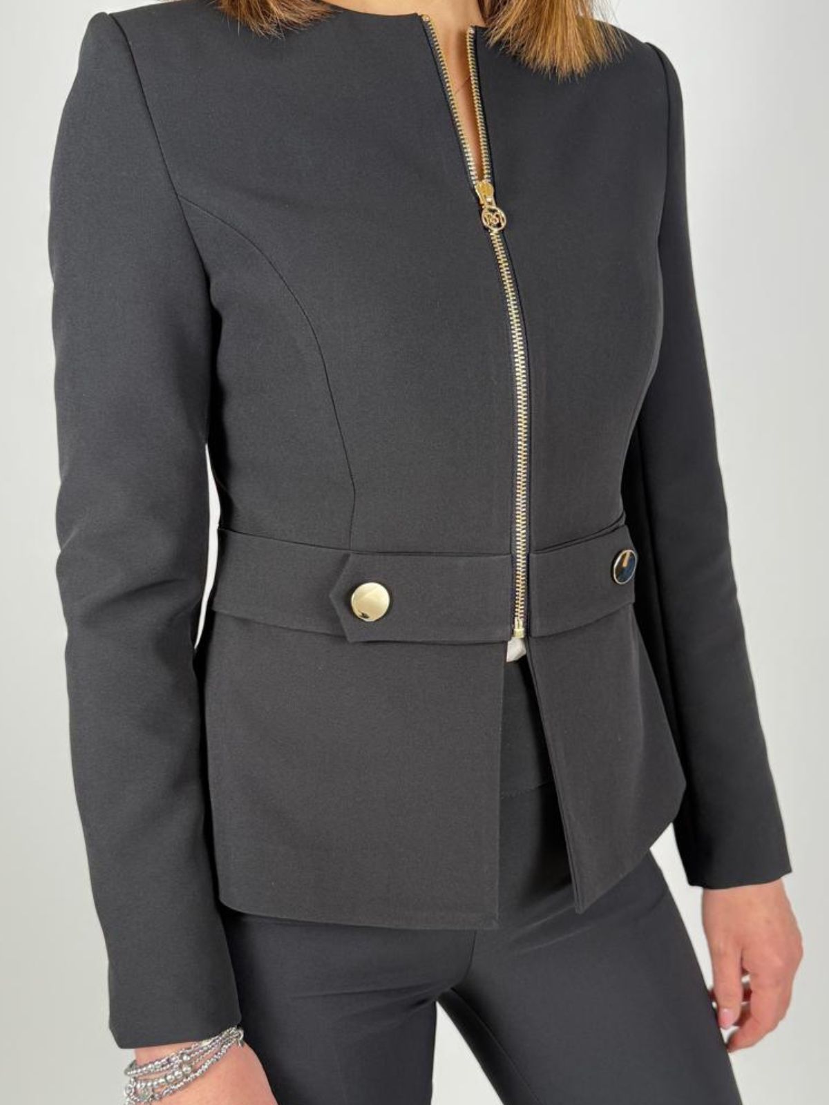 Giacca chanel con peplo e dettagli dorati Donna - Rinascimento - World Fashion