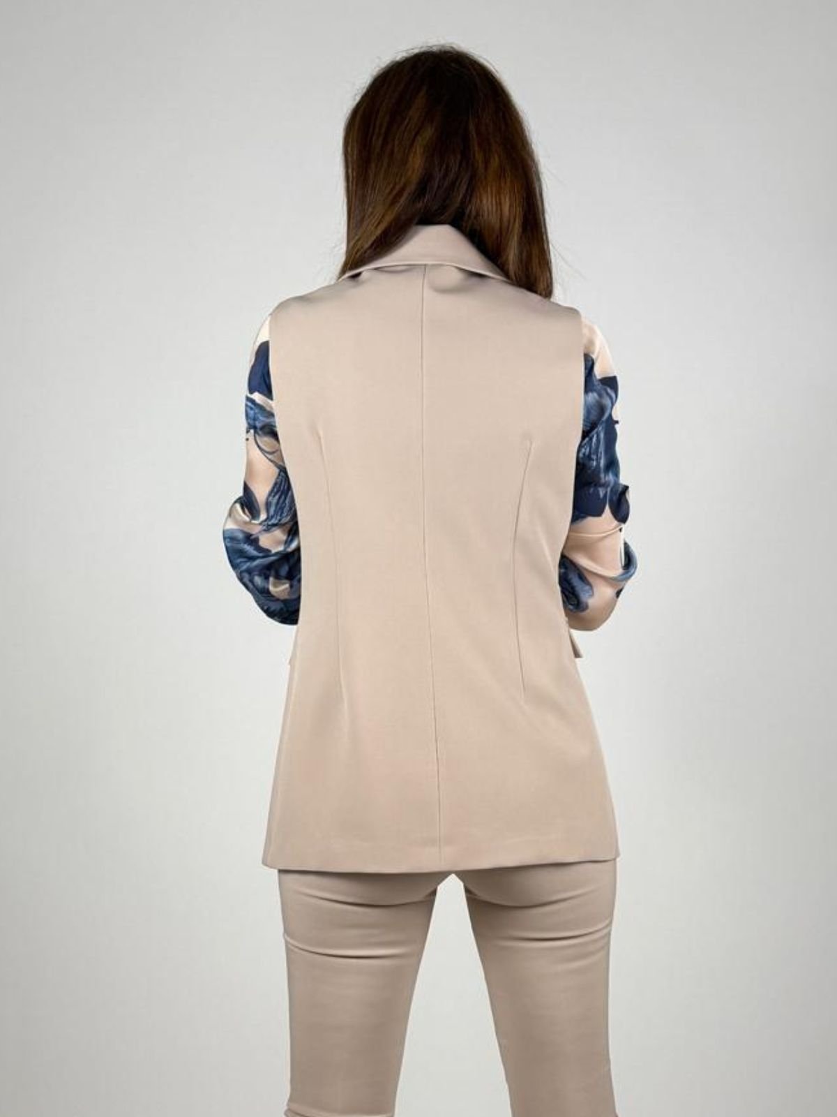 Gilet monopetto con revers a lancia Donna - Rinascimento - World Fashion
