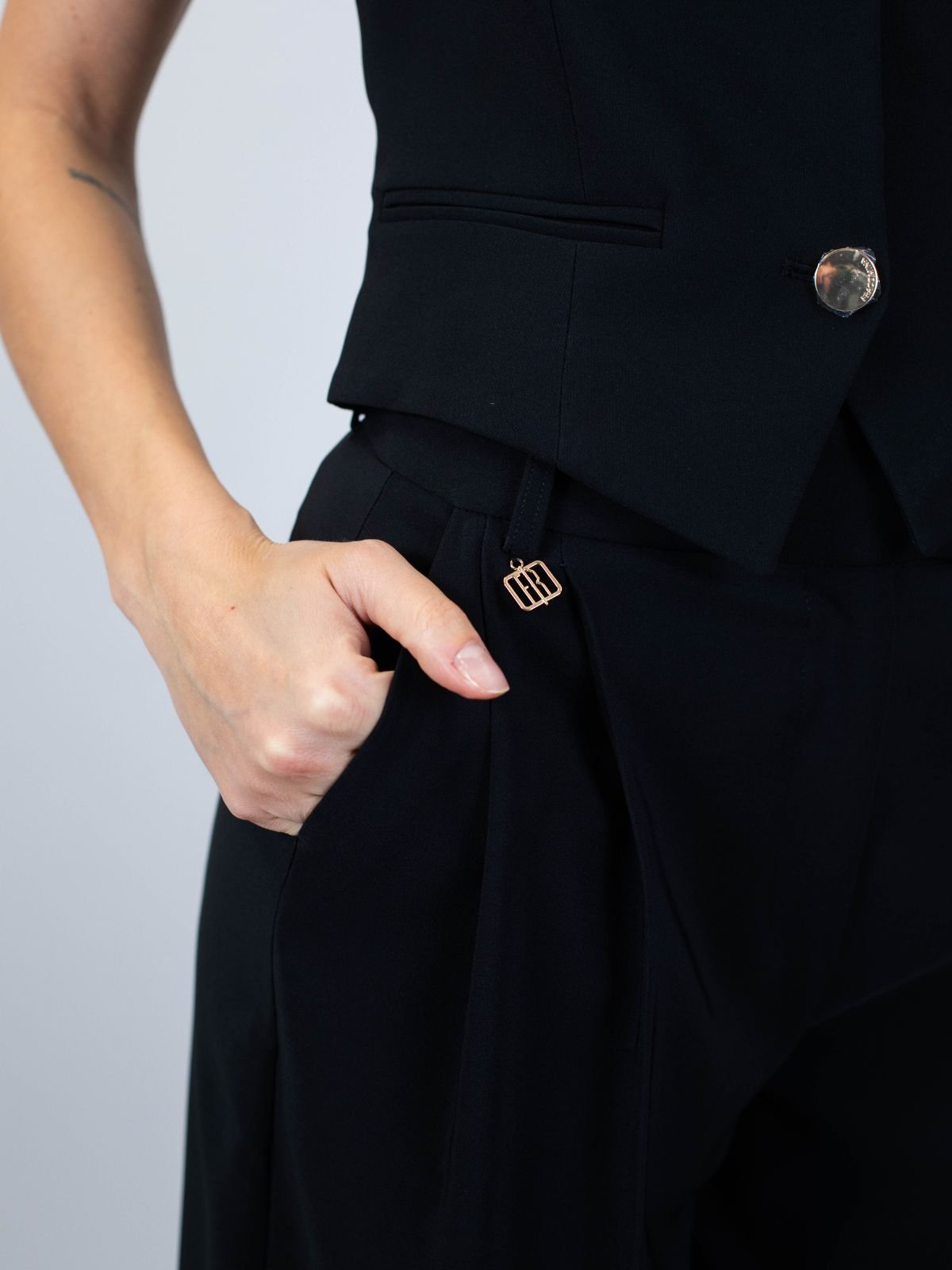 Gilet slim con bottoni centrali Donna - Fracomina - World Fashion