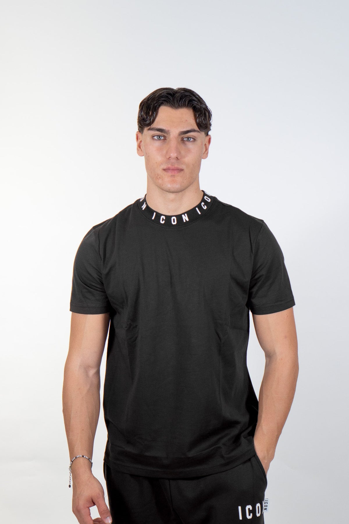 Icon - T-shirt logo sul collo - Uomo - World Fashion