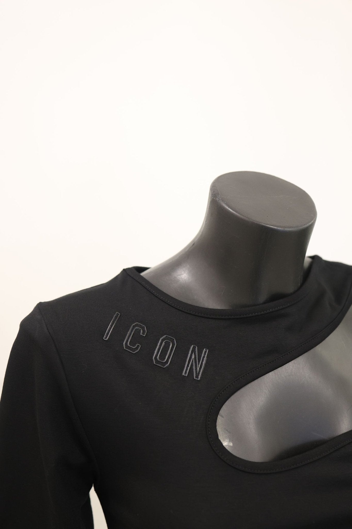 ID9139A - Abiti - ICON - World Fashion