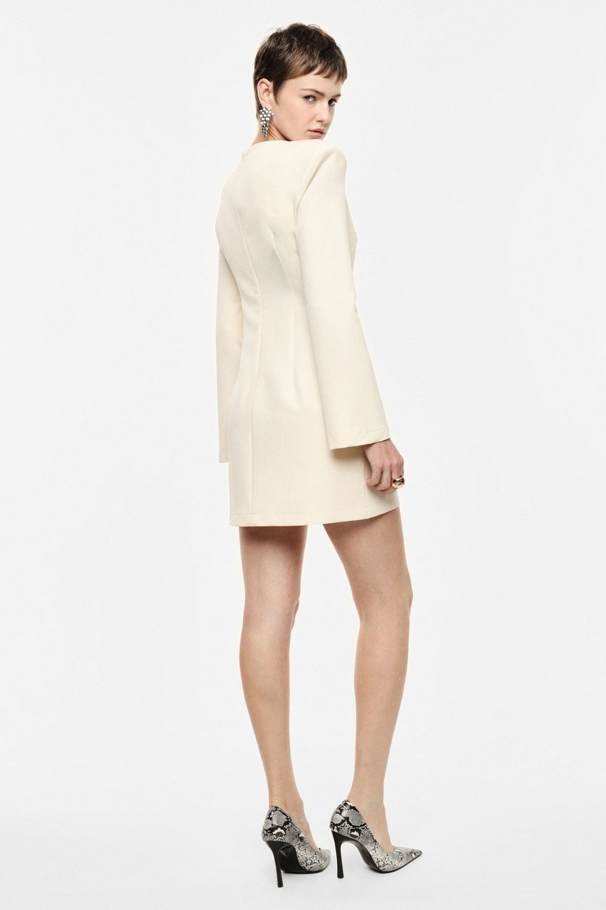 Imperial - Abito corto con maniche lunghe e spalle strutturate - Donna - World Fashion