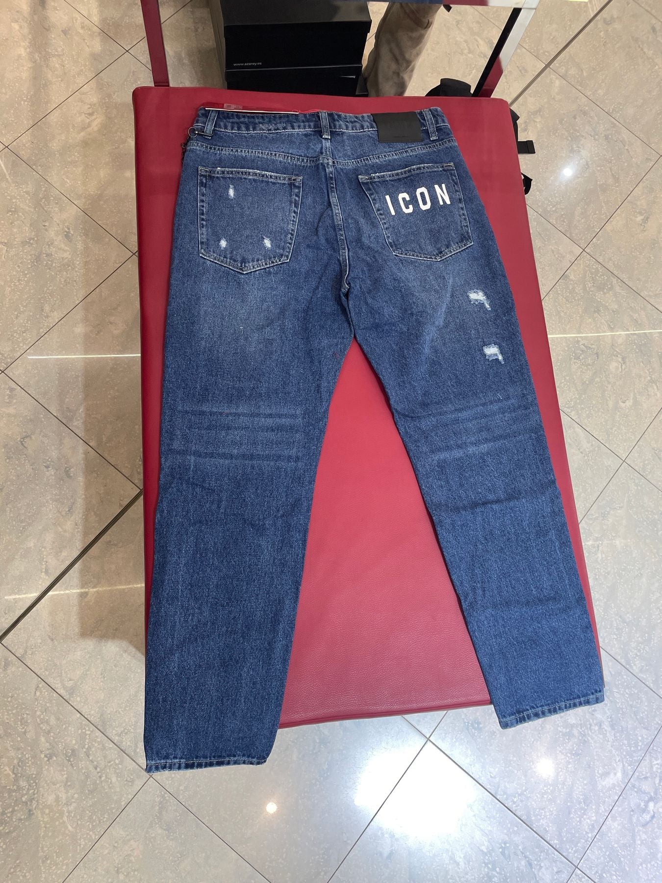 IU9087J - JEANS - ICON - World Fashion