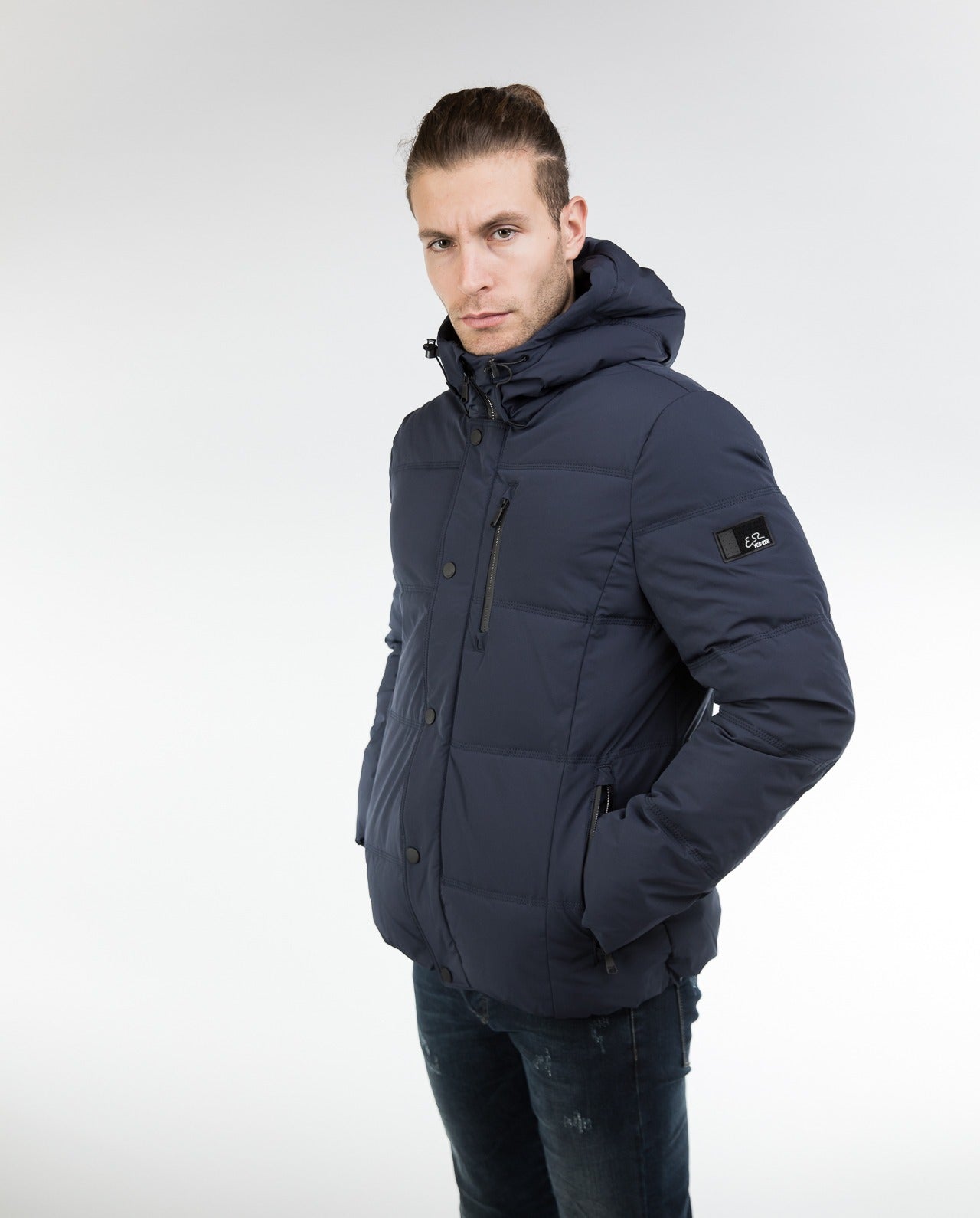 J819NT00 - CAPISPALLA - Yes Zee - World Fashion