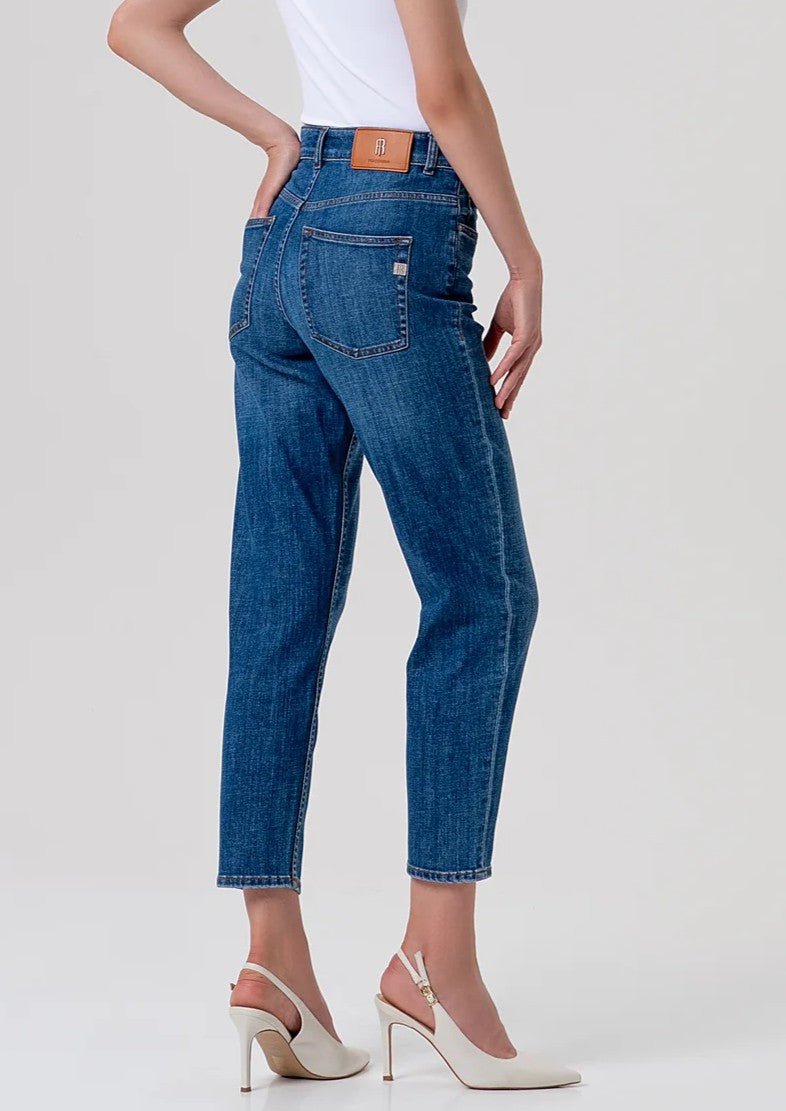 Jeans carrot mom fit in denim con lavaggio medio Donna - Fracomina - World Fashion