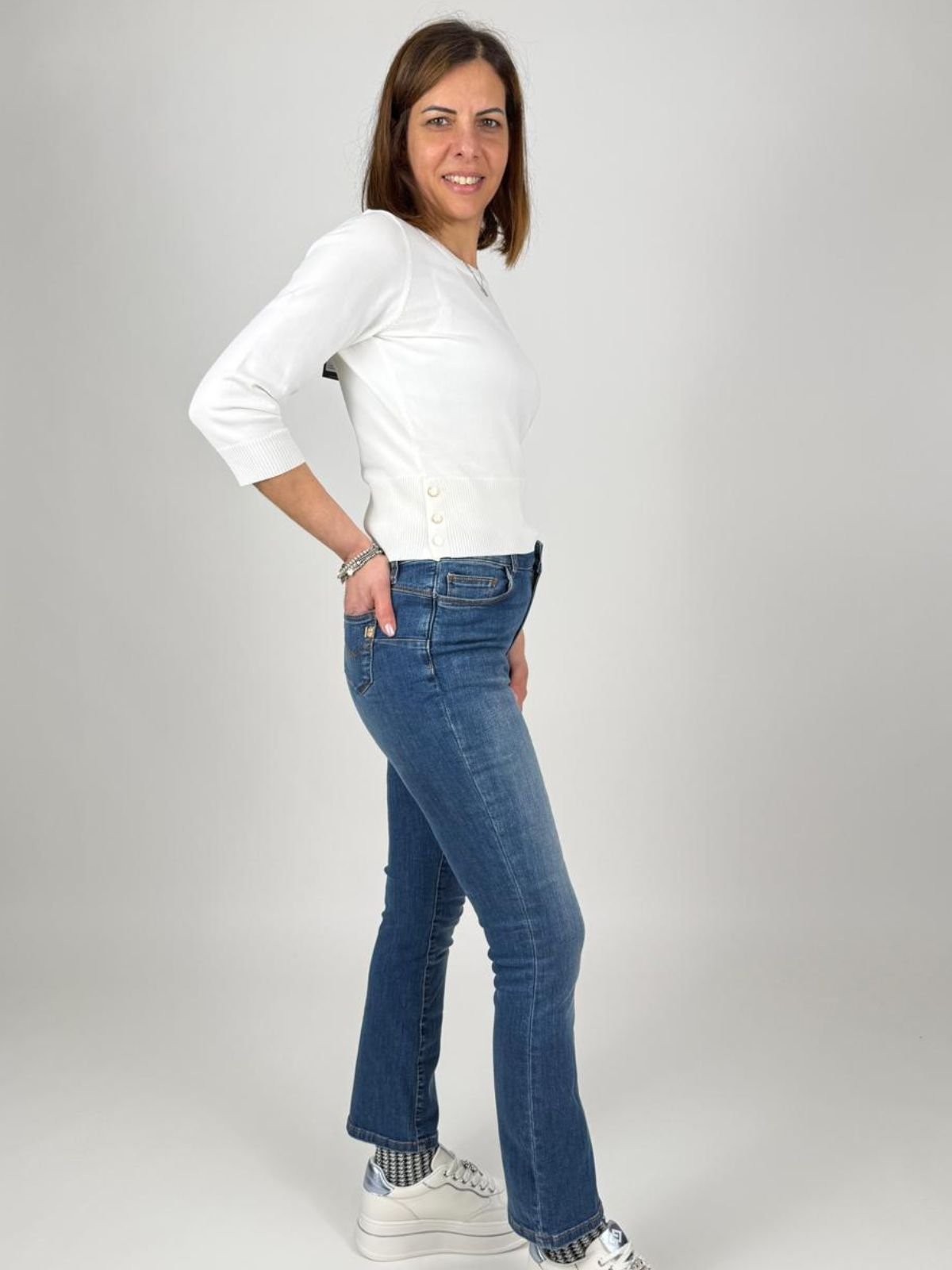 Jeans cropped effetto push up in denim con lavaggio medio Donna - Fracomina - World Fashion