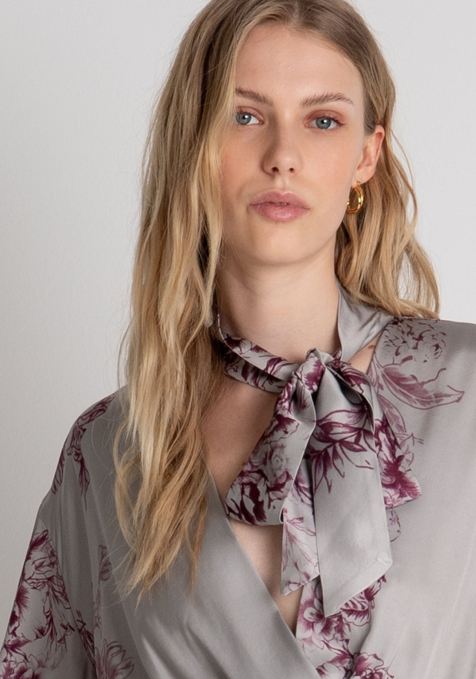 Fracomina - Blusa cropped in fantasia floreale - Donna