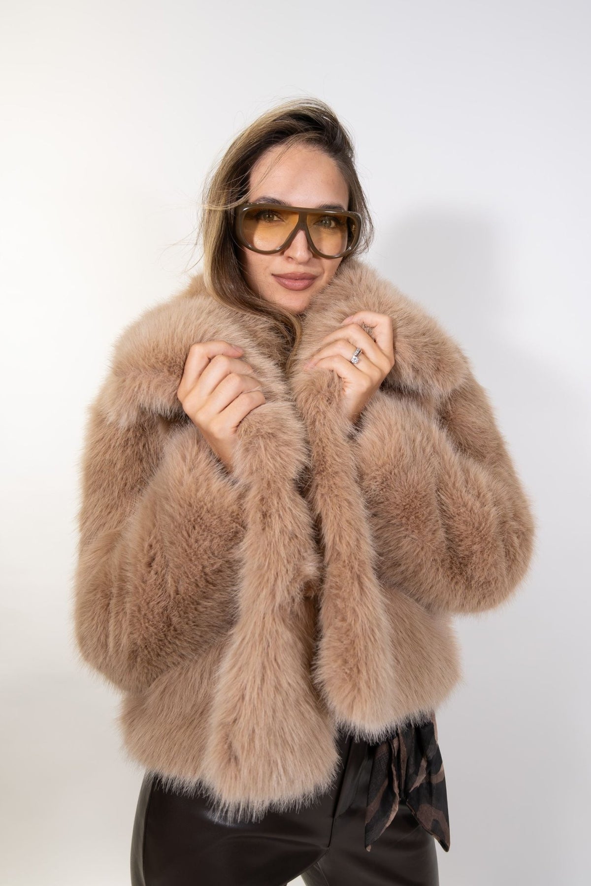 Markup - Ecopelliccia corta. - Donna - World Fashion