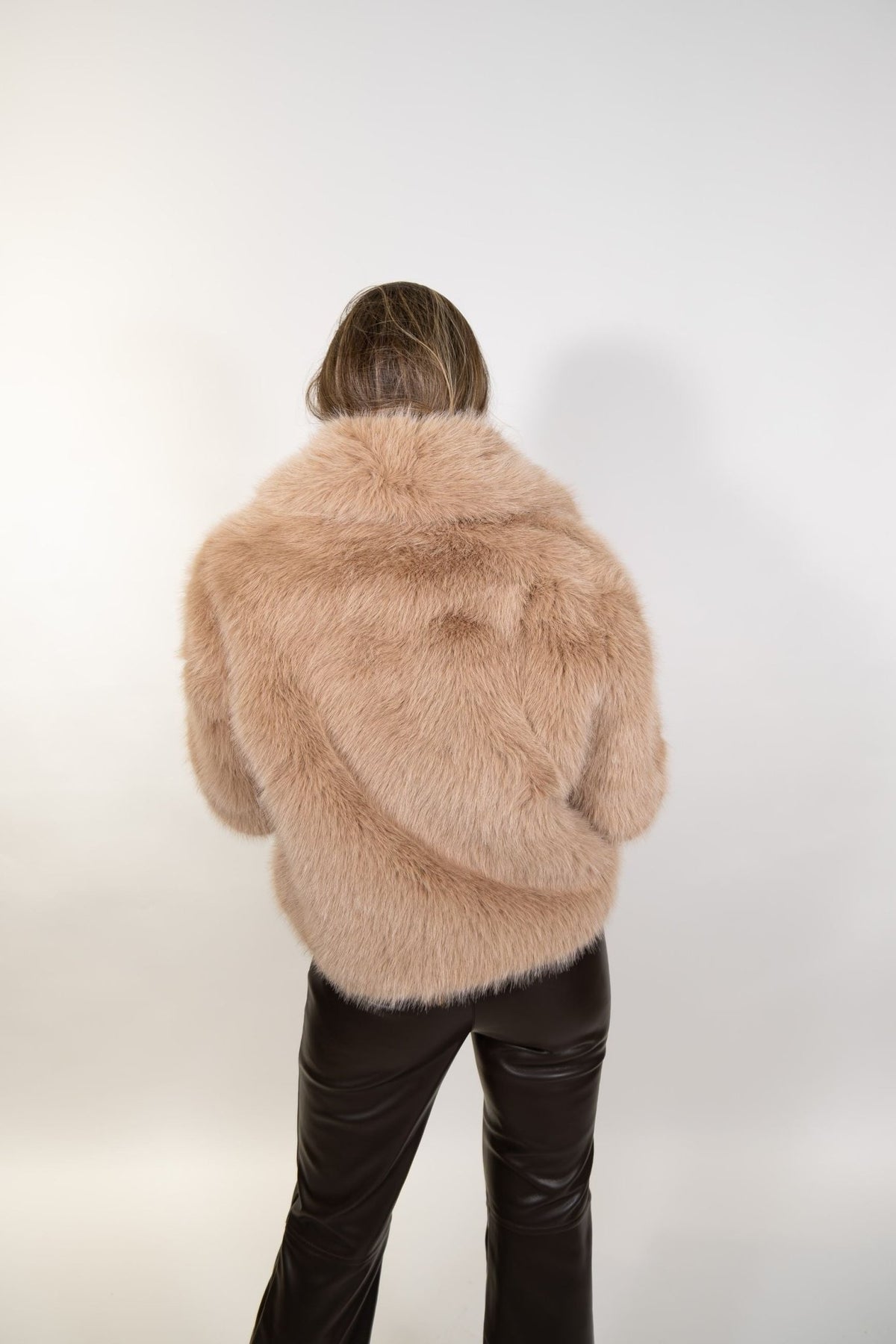 Markup - Ecopelliccia corta. - Donna - World Fashion