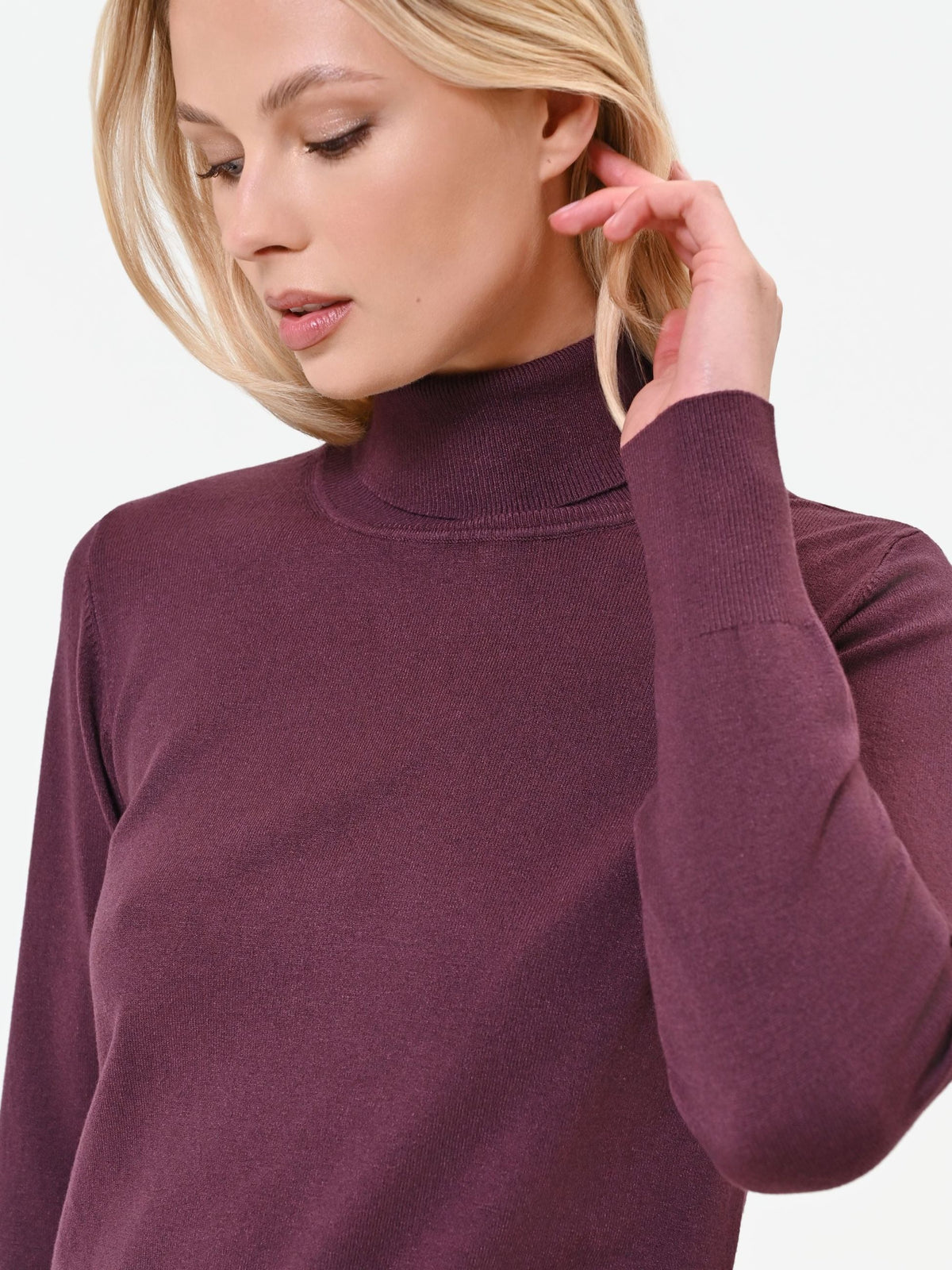 Rinascimento - Maglia dolcevita in misto viscosa - Donna