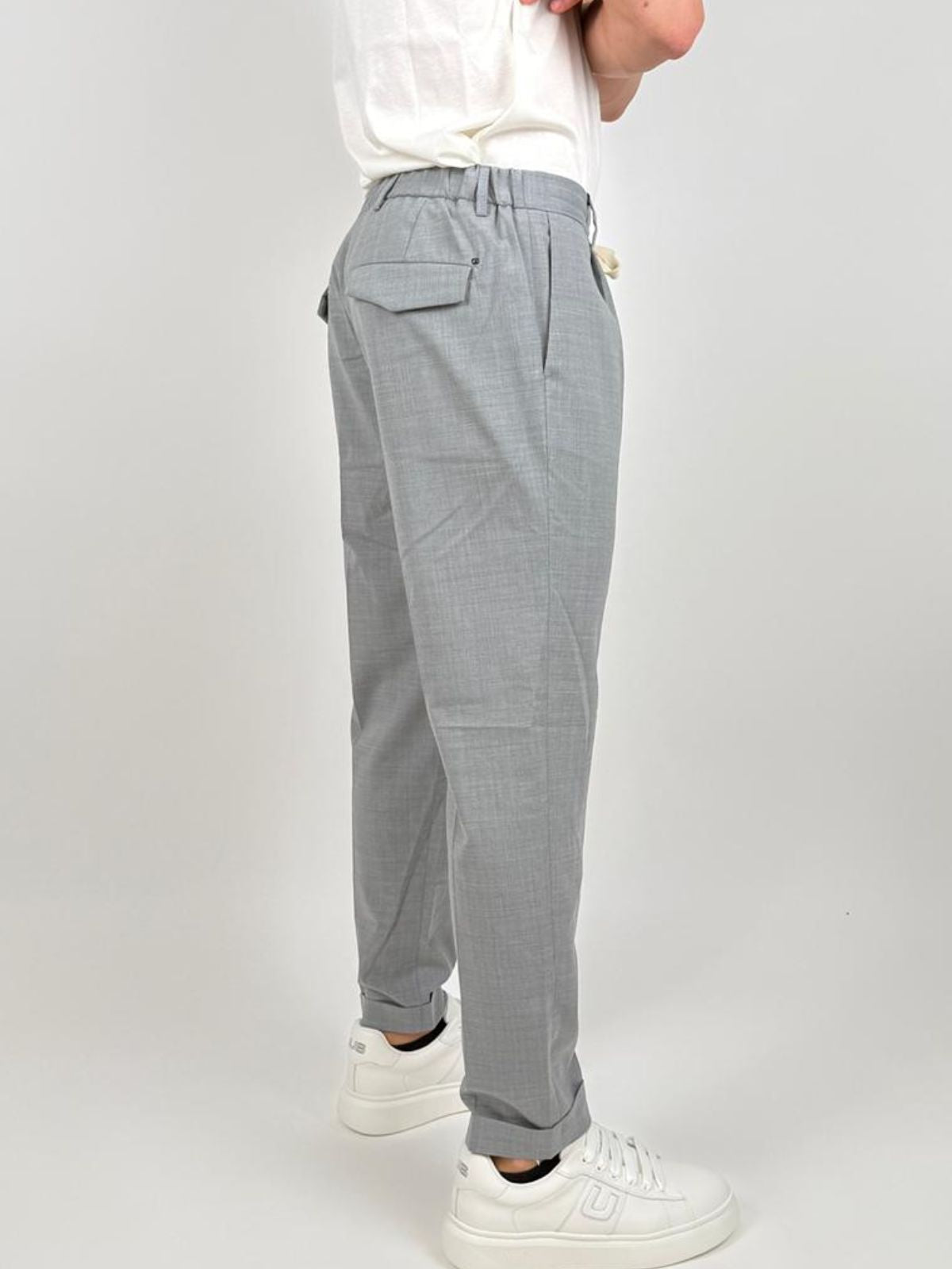 Outfit - Pantalaccio. - Uomo - World Fashion