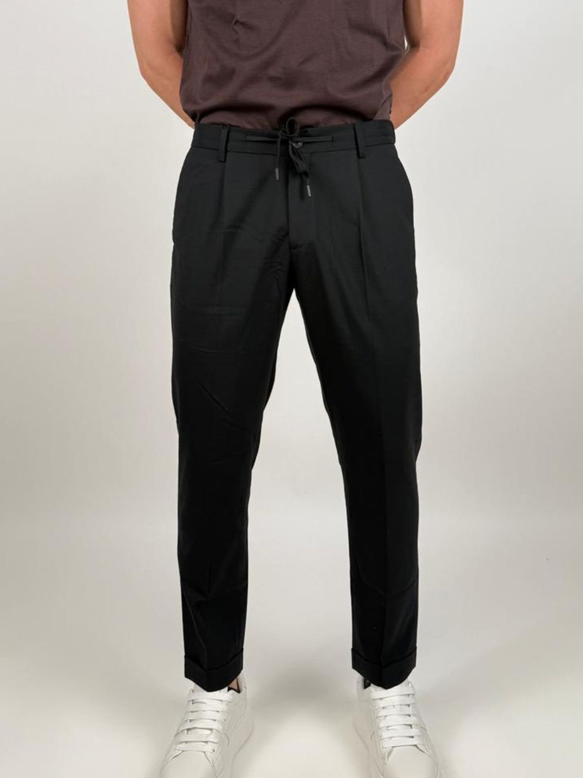 Outfit - Pantalaccio. - Uomo - World Fashion