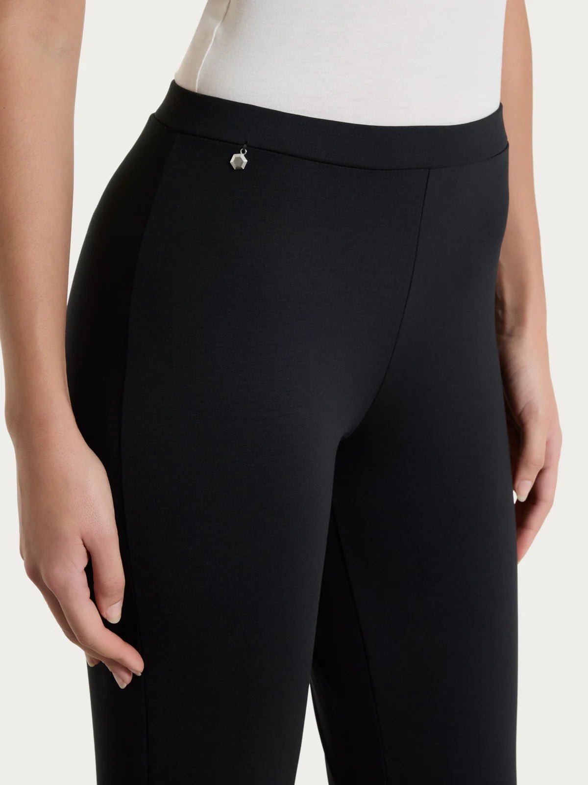 Pantalone capri con spacchetti in Compact Light Donna - Ragno - World Fashion