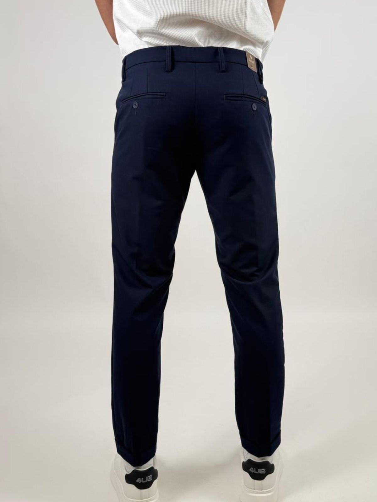 Pantalone Chino Slim fit. Vita media. Uomo - Squad2 - World Fashion