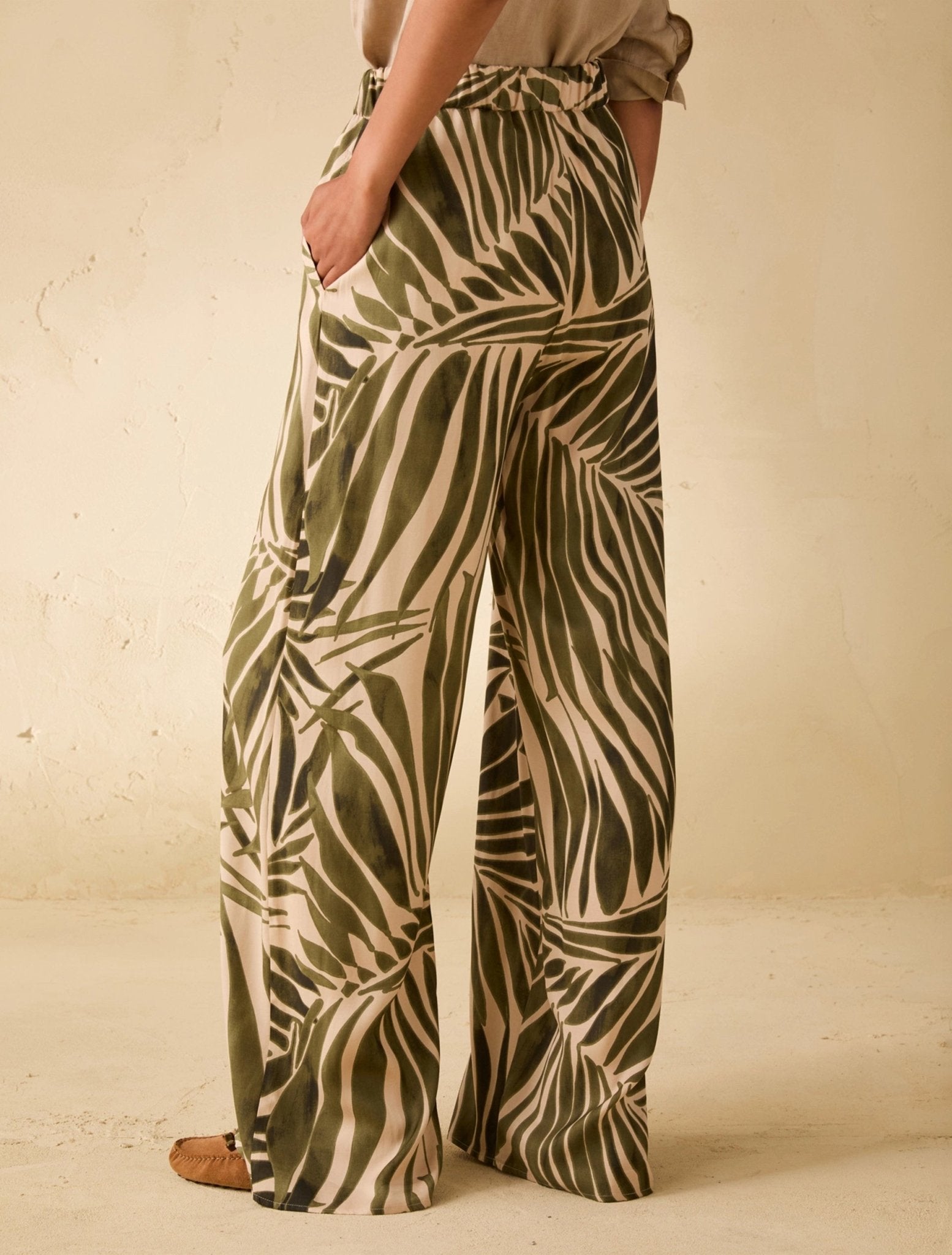 Pantaloni Ampi In Twill Fluido Donna - PennyBlack - World Fashion