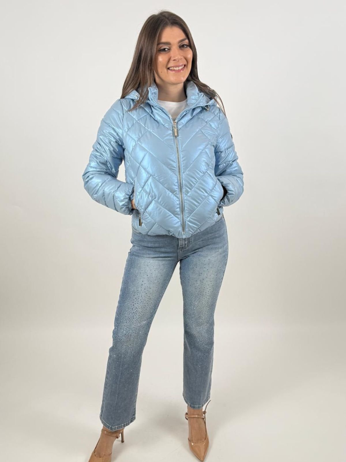 Piumino con cappuccio. Donna - Gaudì Jeans - World Fashion