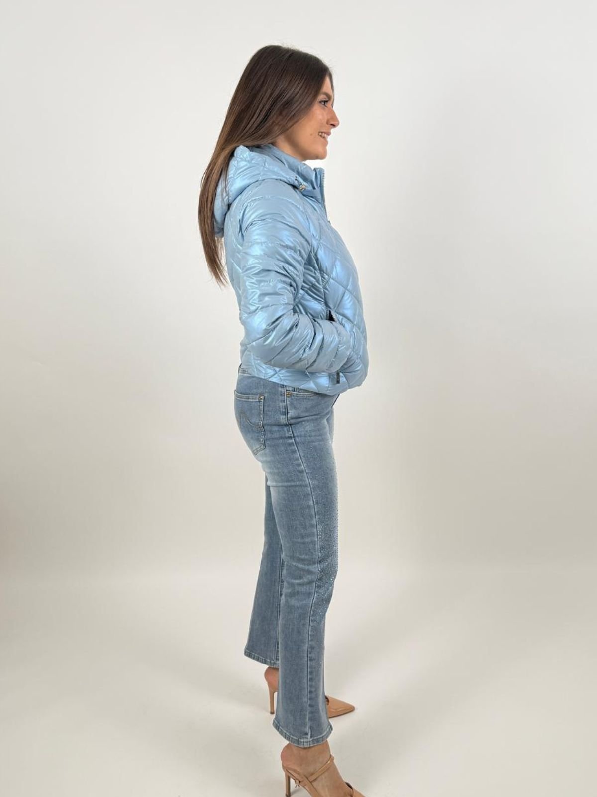 Piumino con cappuccio. Donna - Gaudì Jeans - World Fashion