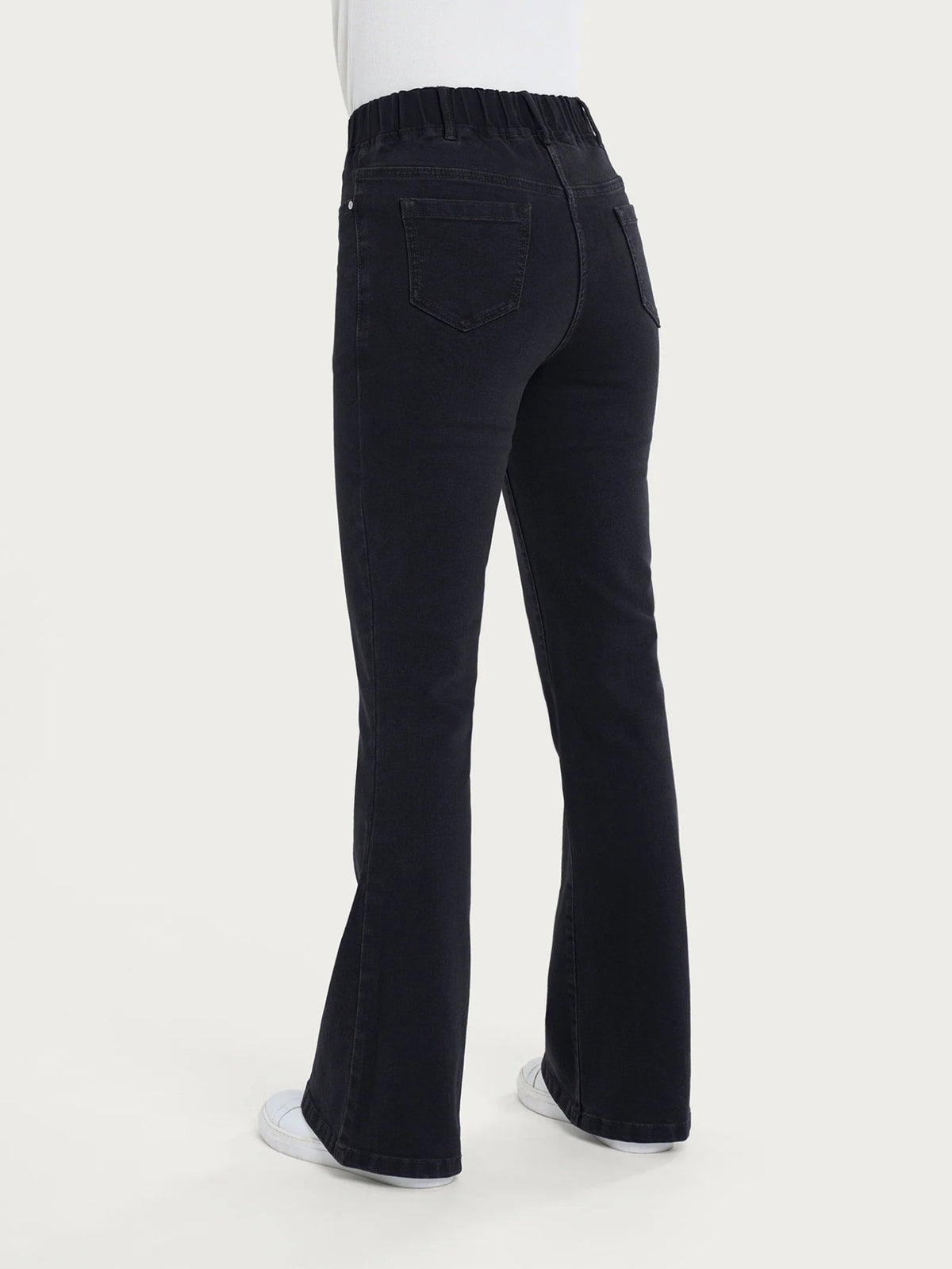 Ragno - Jeans flare con tasche in Super Denim - Donna - World Fashion