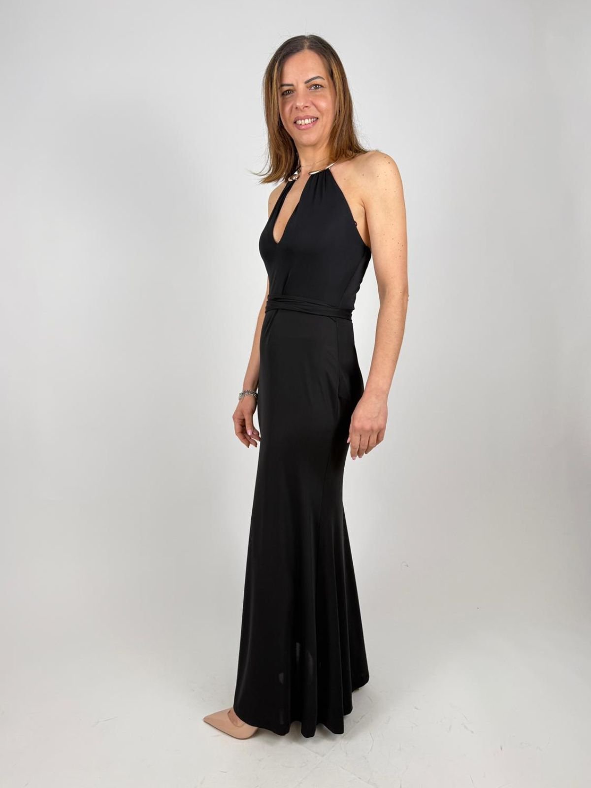 Rinascimento - Abito Lungo Scivolato In Maglina Con Collier Integrato E Cintura - Donna - World Fashion