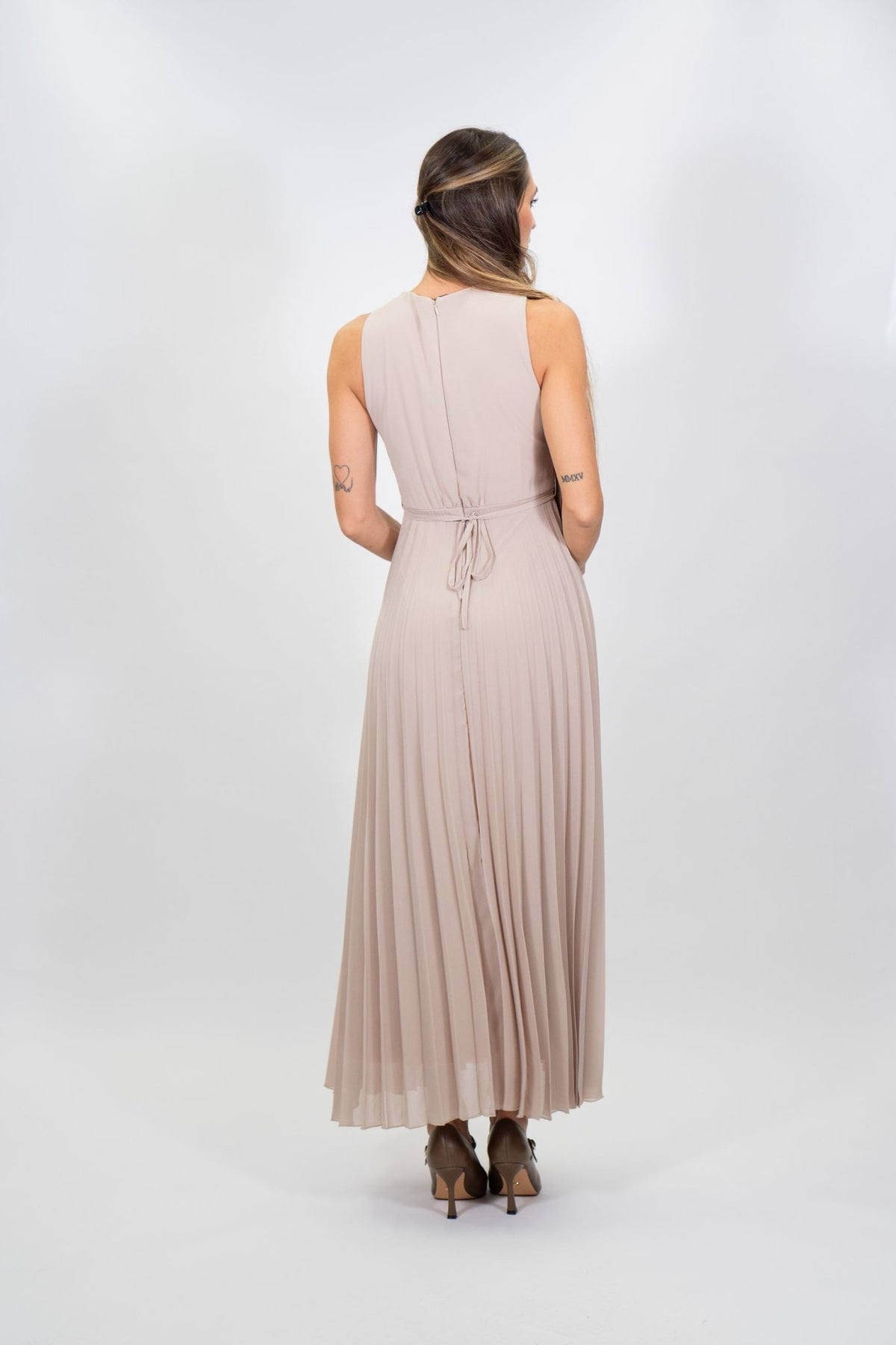 Rinascimento - Abito midi plissettato con strass in vita - Donna - World Fashion