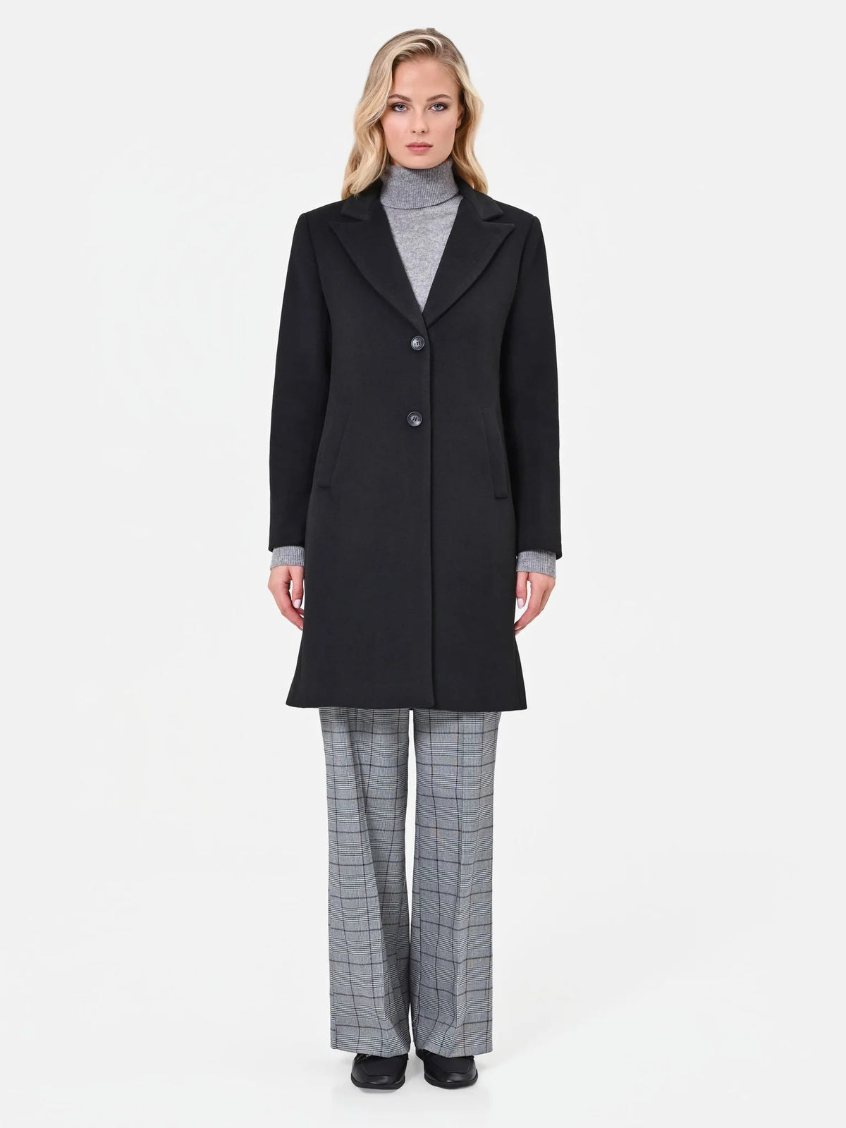 Rinascimento - Cappotto monopetto nero in velluto dal taglio dritto - Donna - World Fashion