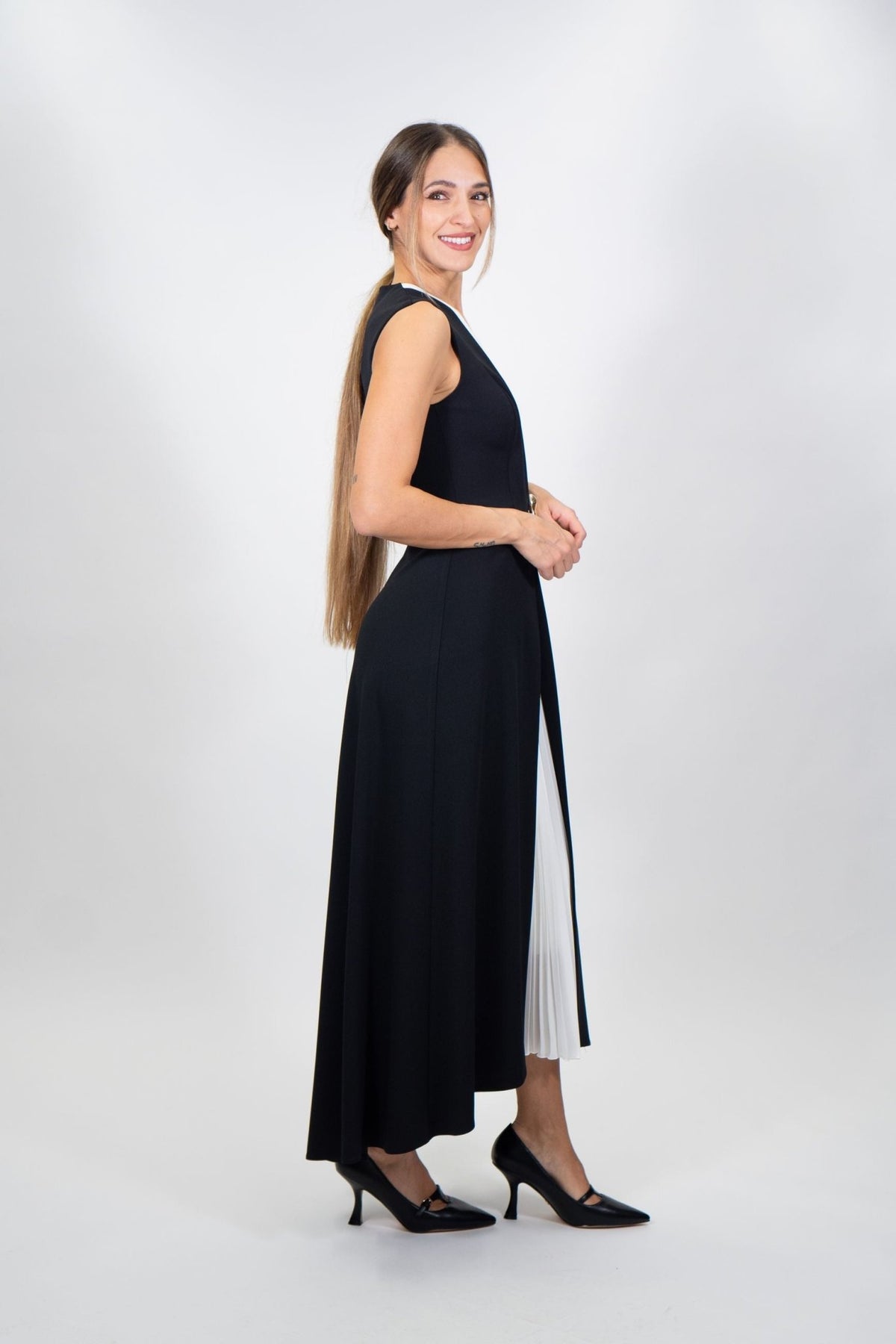 Rinascimento Curvy - Abito Lungo Con Inserto Plissettato A Contrasto - Donna - World Fashion