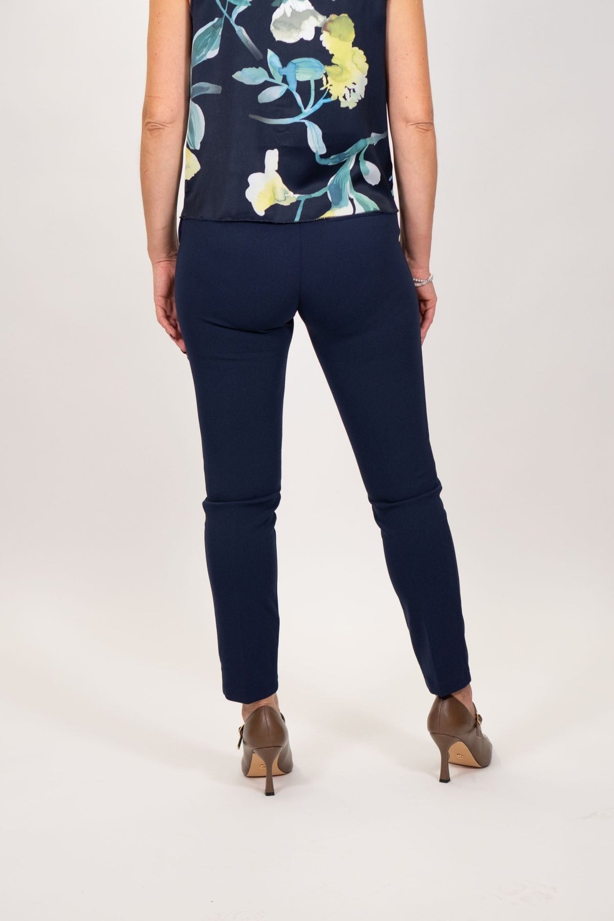 Rinascimento - Pantalone sigaretta tessuto crepe - Donna - World Fashion
