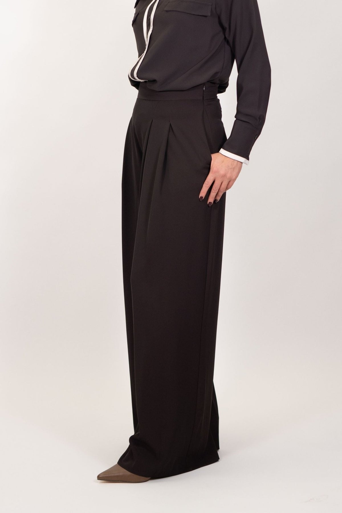 Rinascimento - Pantaloni a palazzo in tessuto cadì - Donna - World Fashion