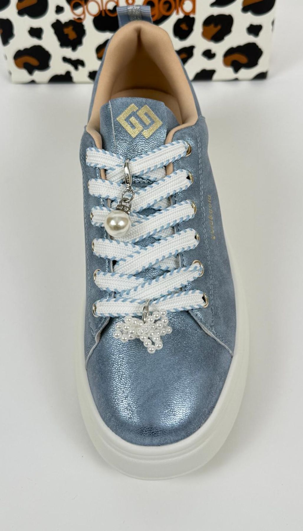 Sneaker da donna con applicazioni di perle Donna - Gold&Gold - World Fashion