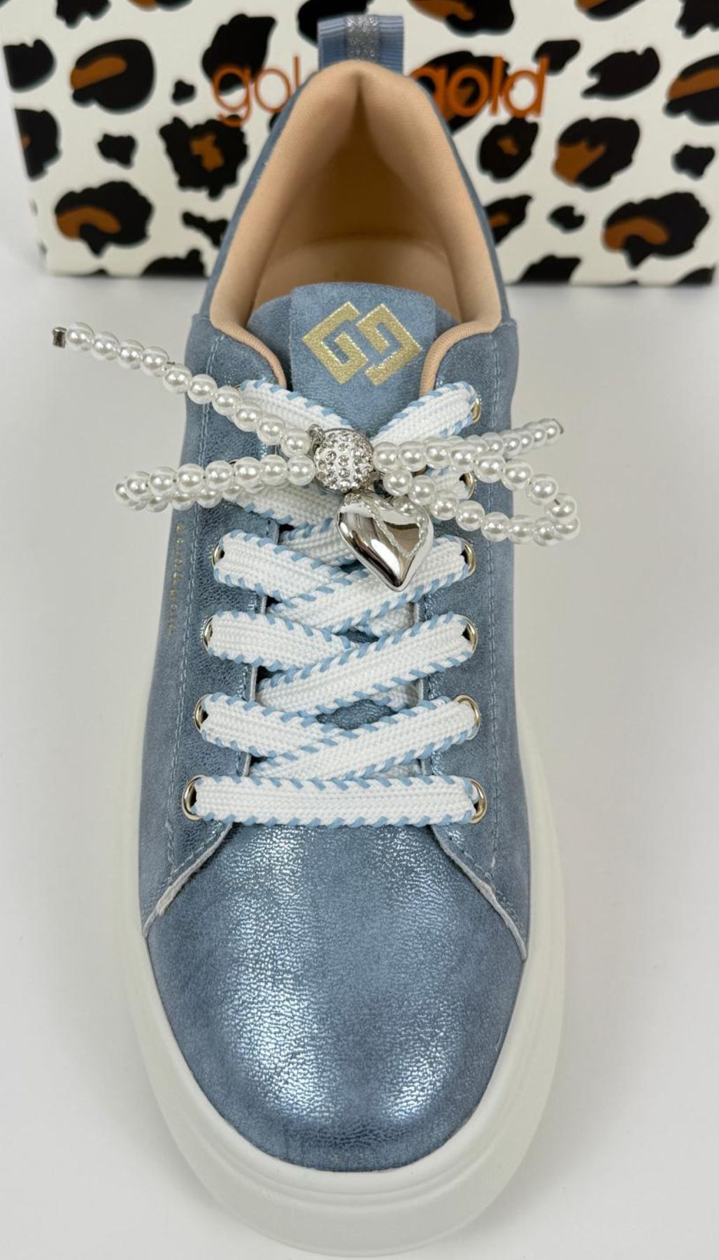 Sneaker da donna con applicazioni di perle Donna - Gold&Gold - World Fashion
